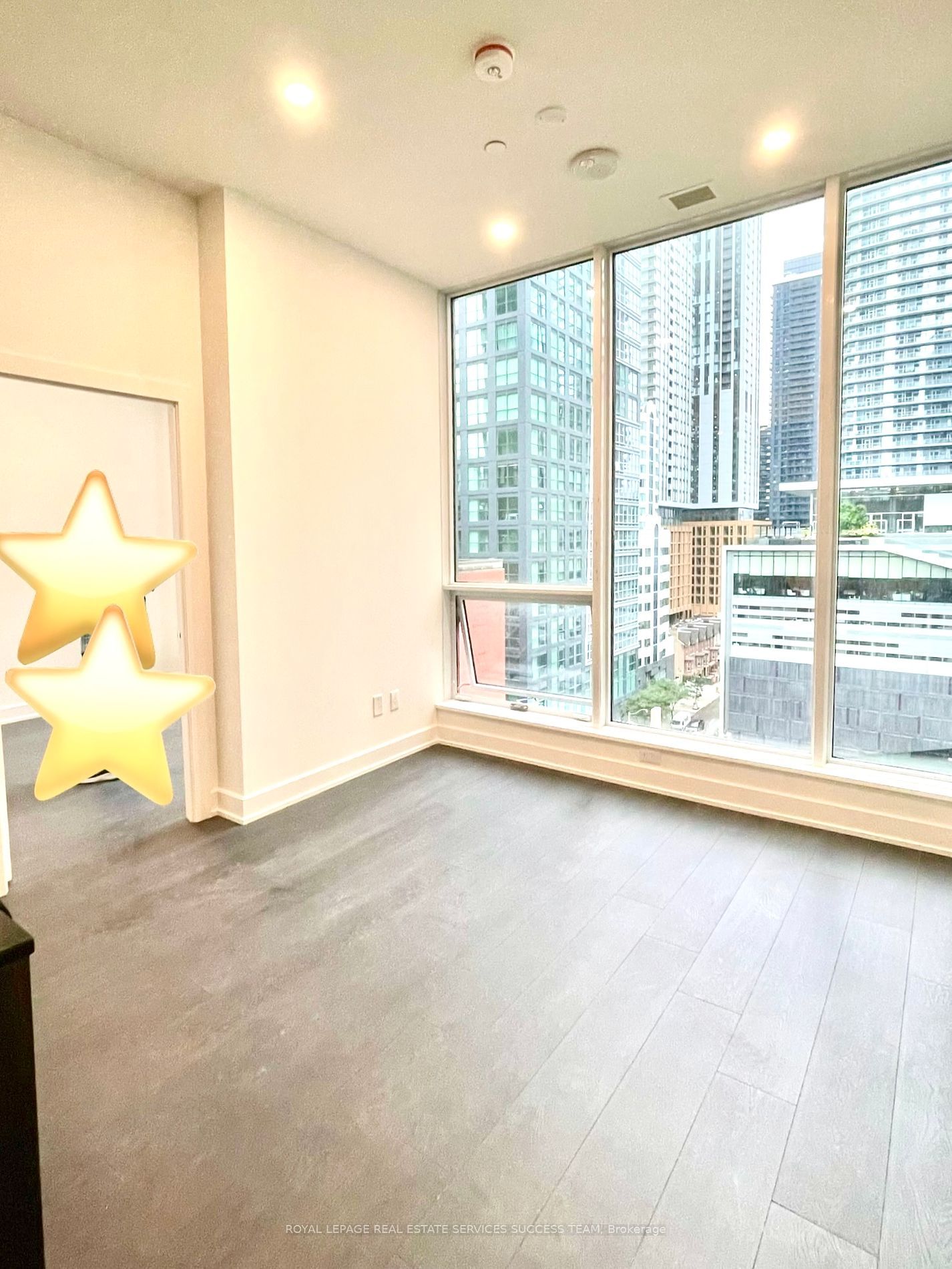 15 Mercer St, unit 902 for rent