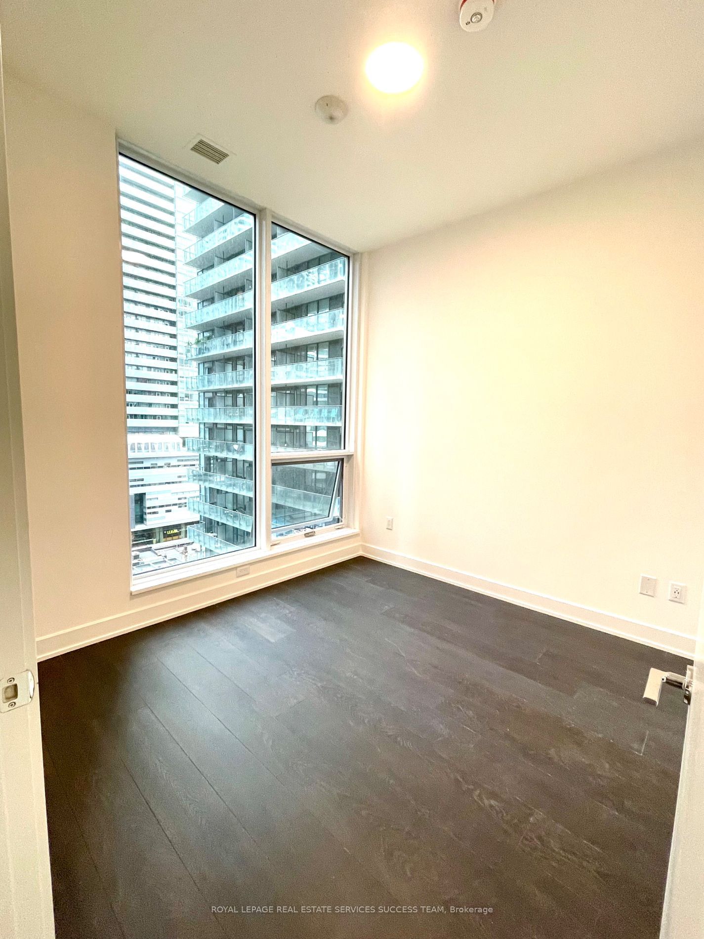 15 Mercer St, unit 902 for rent