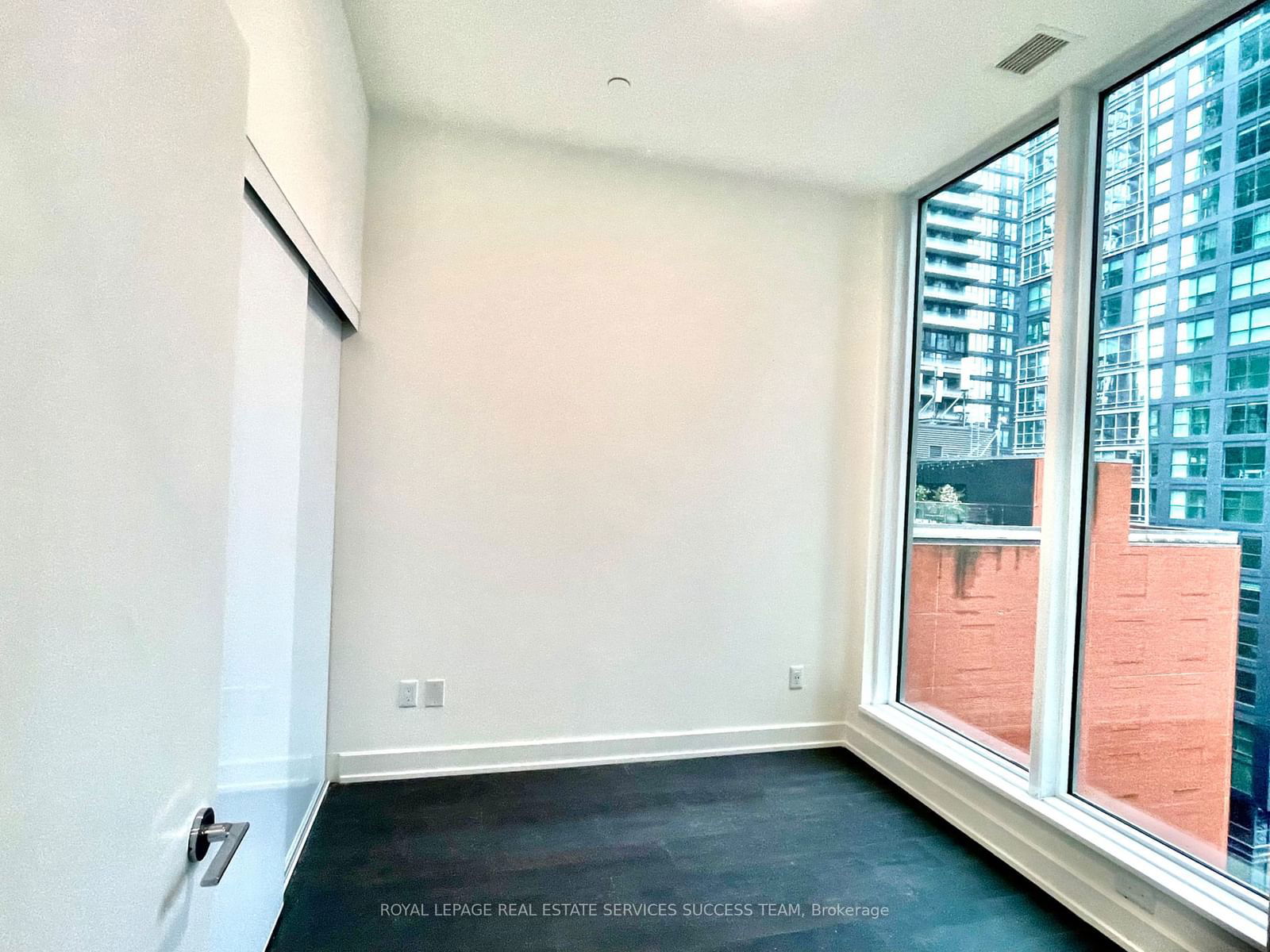 15 Mercer St, unit 902 for rent