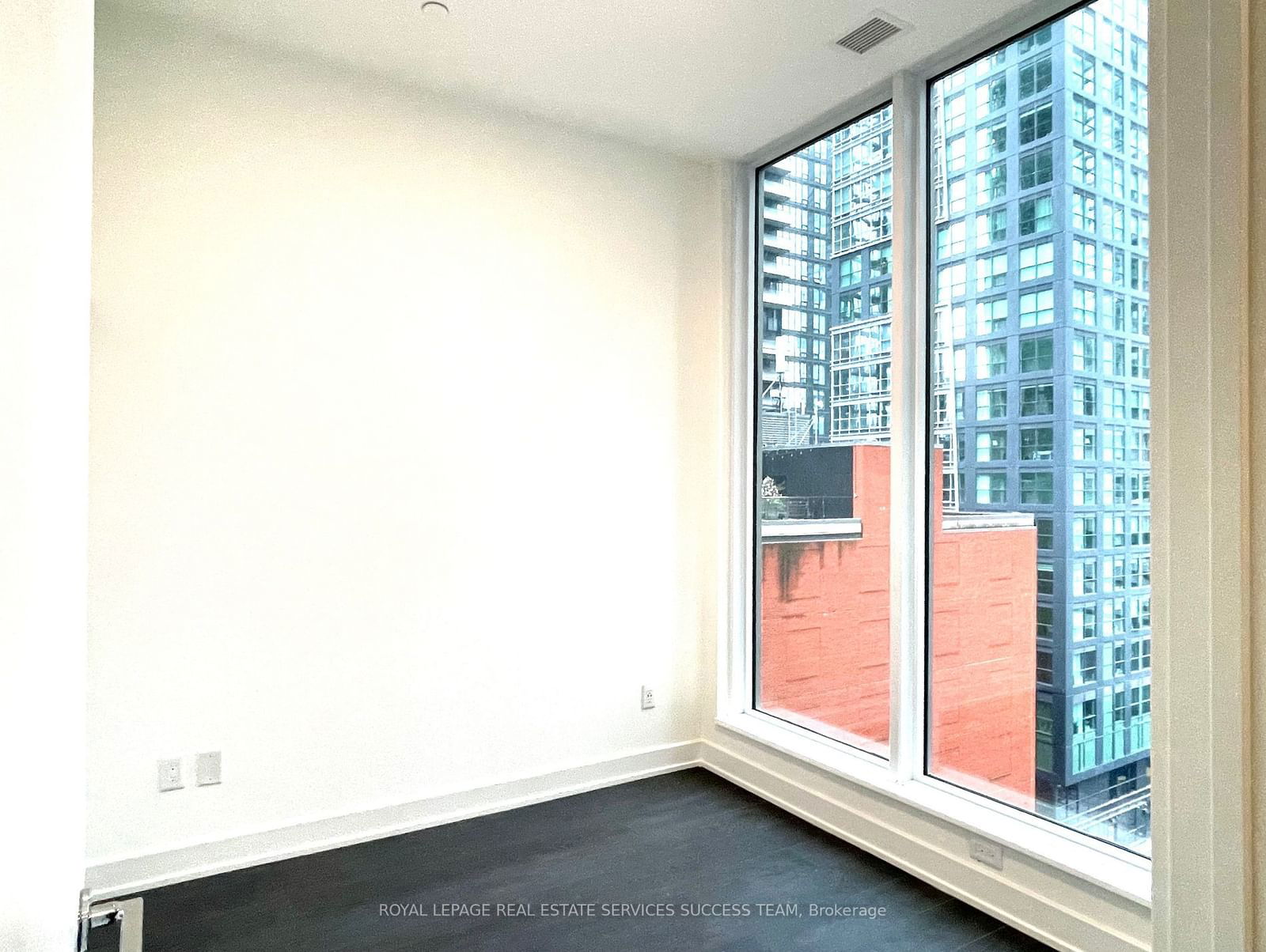 15 Mercer St, unit 902 for rent