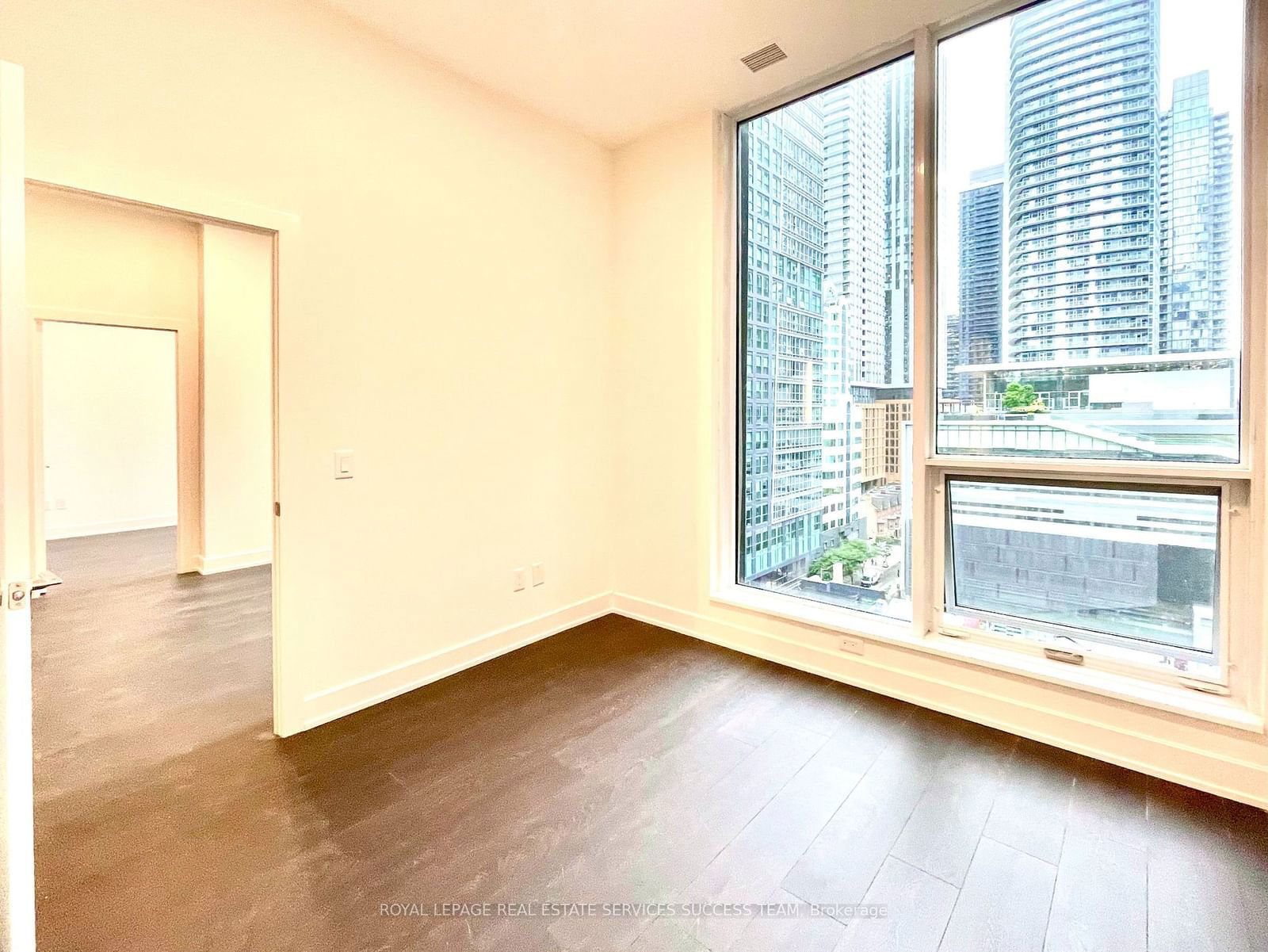 15 Mercer St, unit 902 for rent