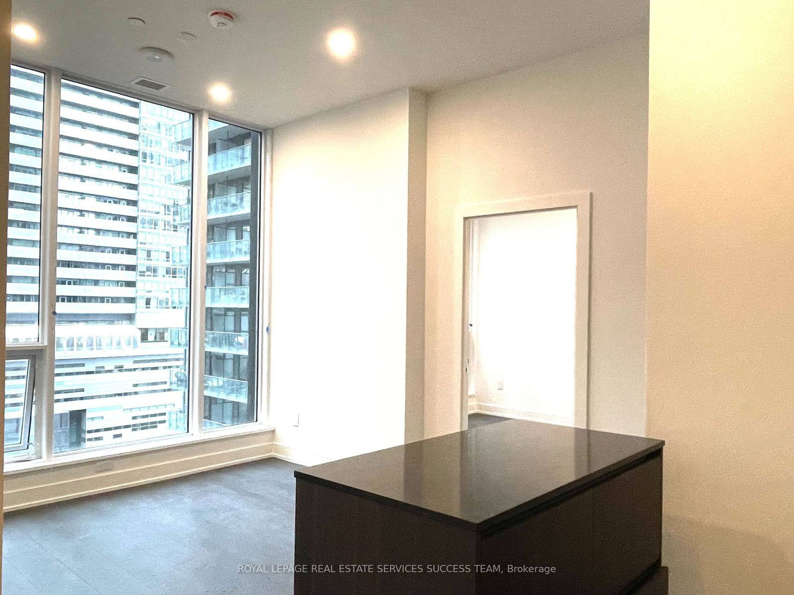 15 Mercer St, unit 902 for rent