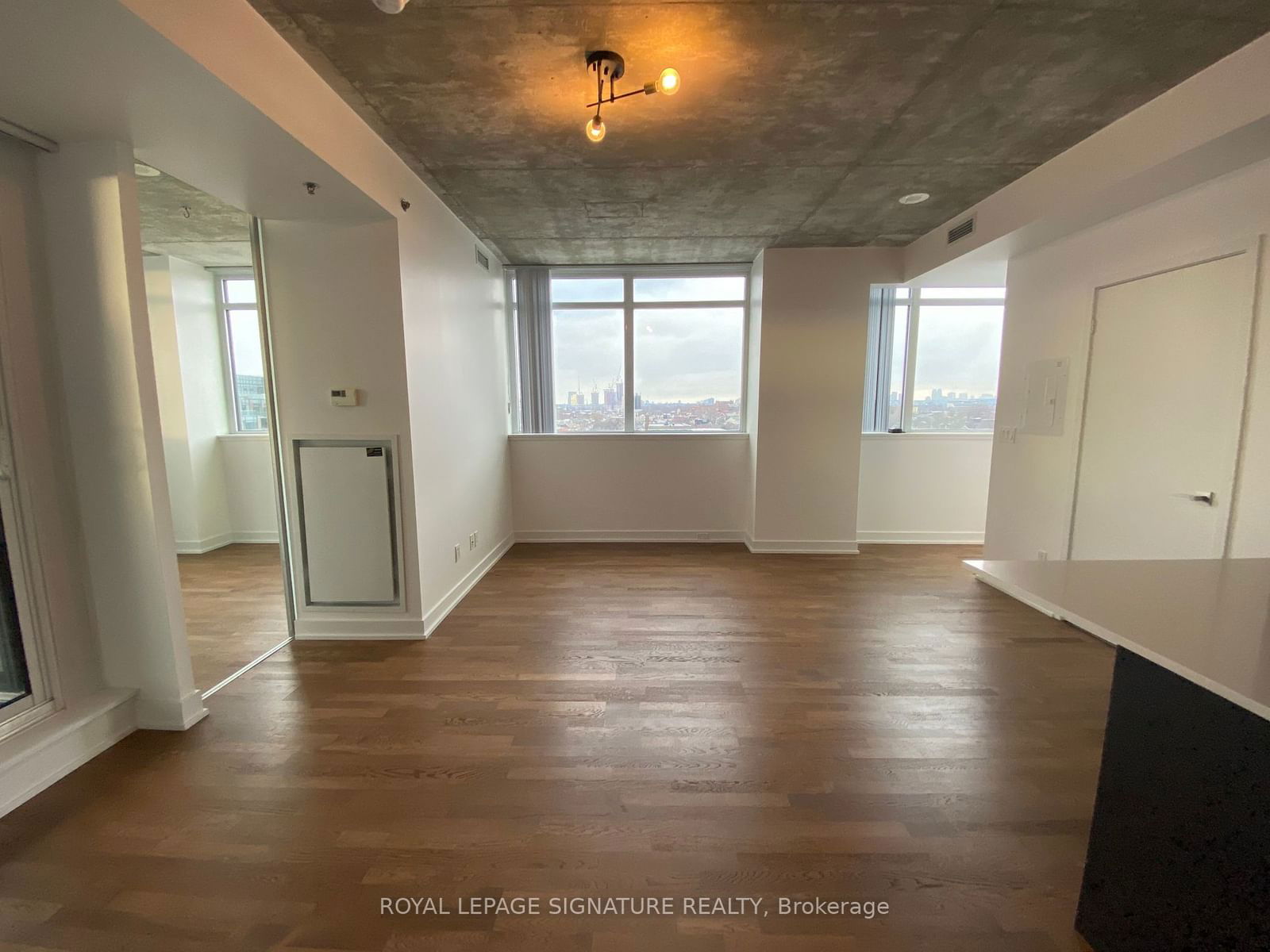 20 Minowan Miikan Lane, unit 921 for rent