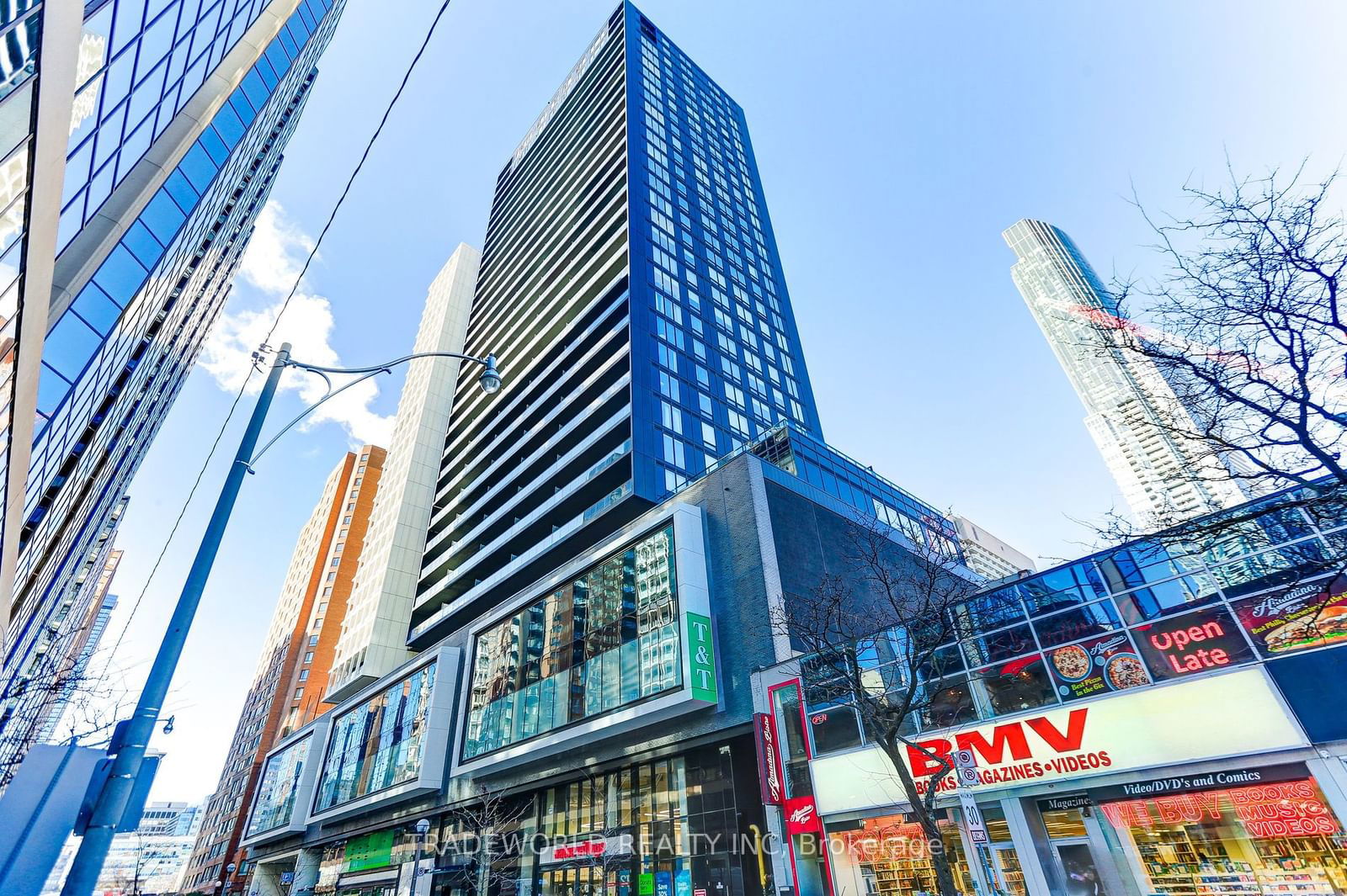 20 Edward St, unit 2221 for sale