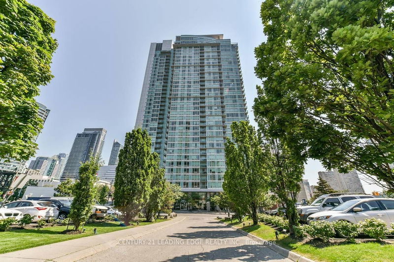 81 Navy Wharf Crt, unit 3305 for rent