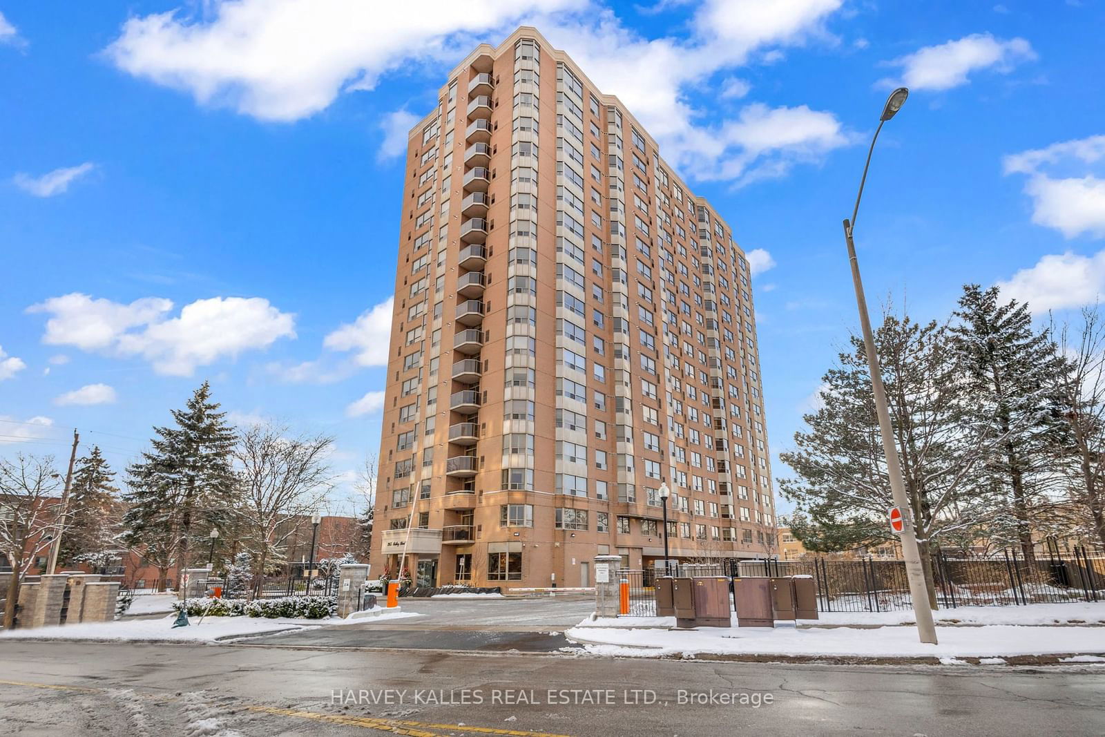 Residences of Ridley Boulevard, North York, Toronto