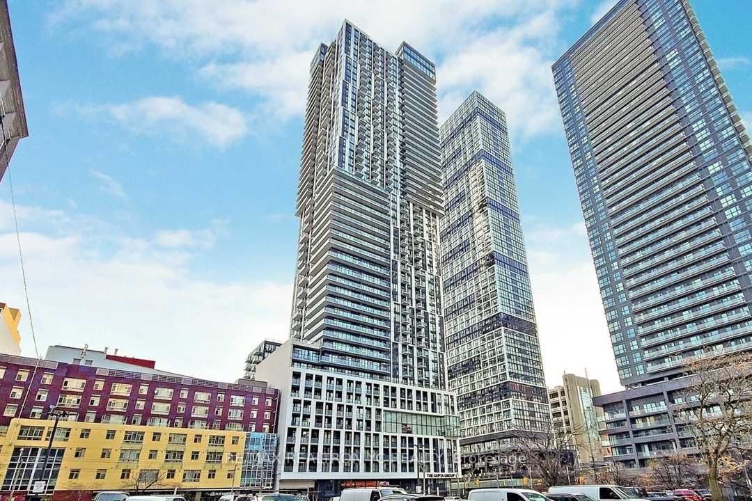 251 Jarvis St, unit 3207 for rent