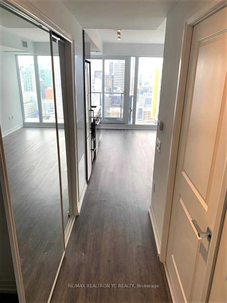 251 Jarvis St, unit 3207 for rent