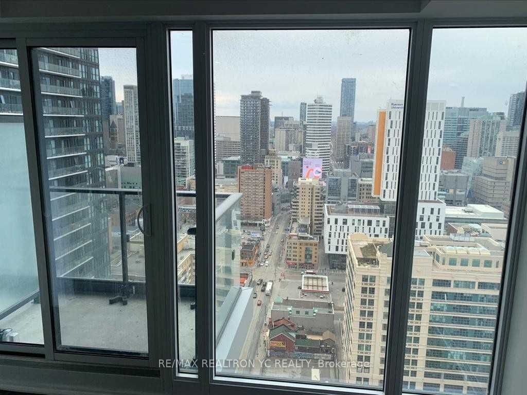 251 Jarvis St, unit 3207 for rent