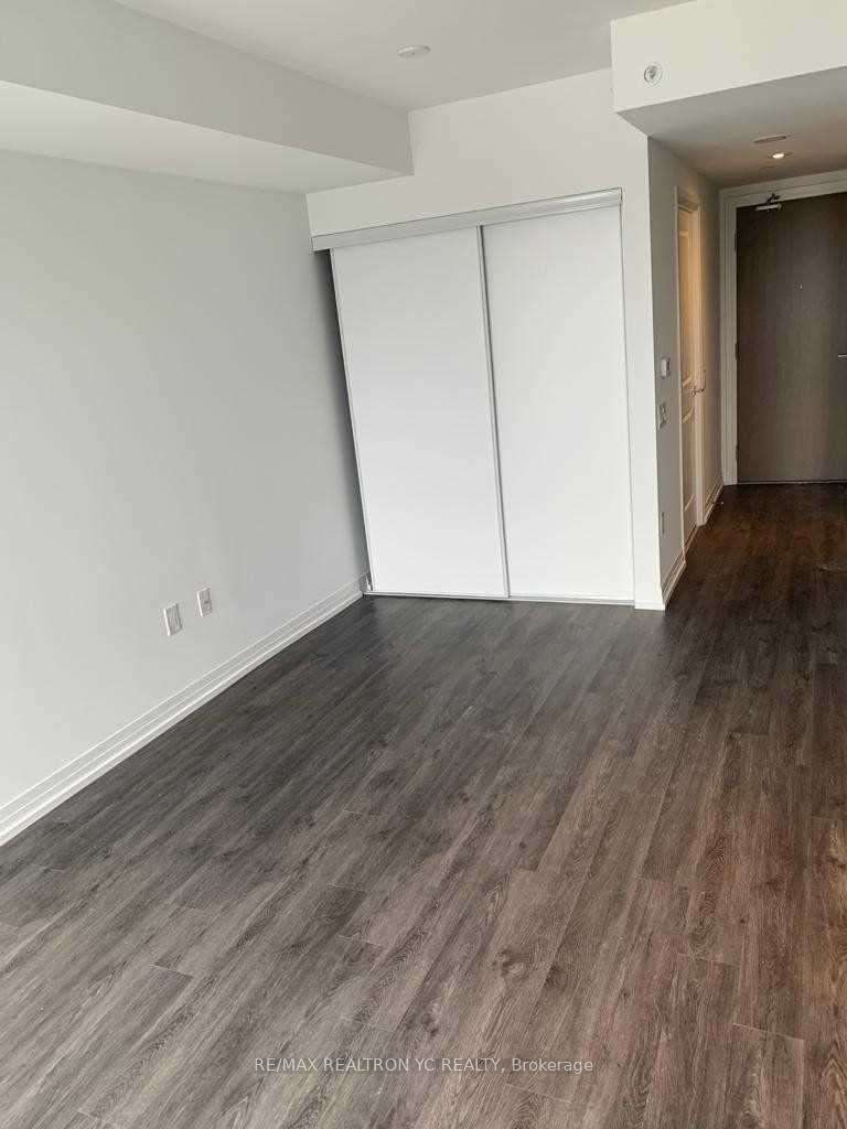 251 Jarvis St, unit 3207 for rent