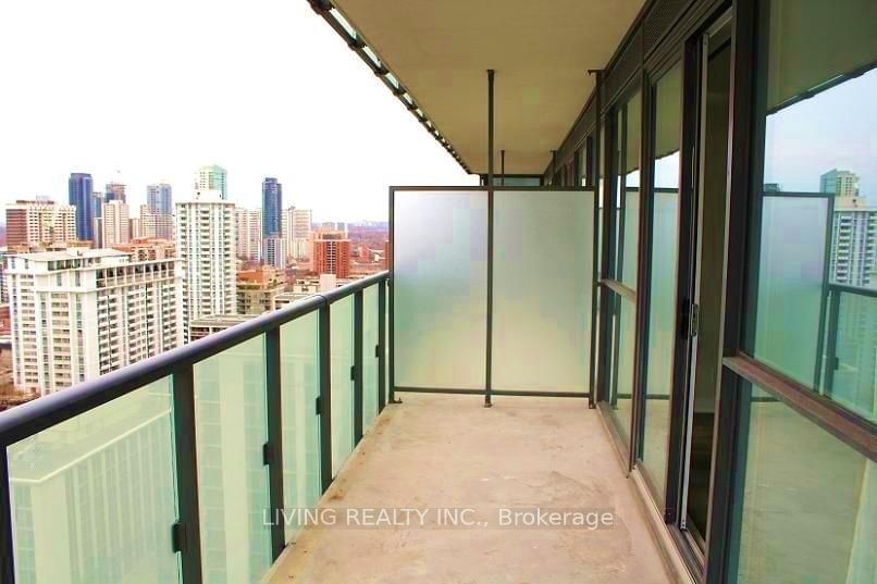 15 Grenville St, unit 2207 for rent