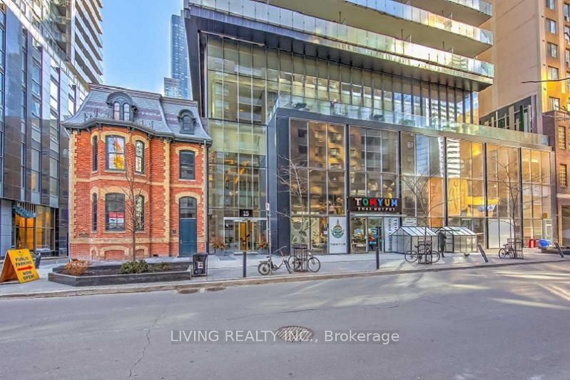 15 Grenville St, unit 2207 for rent