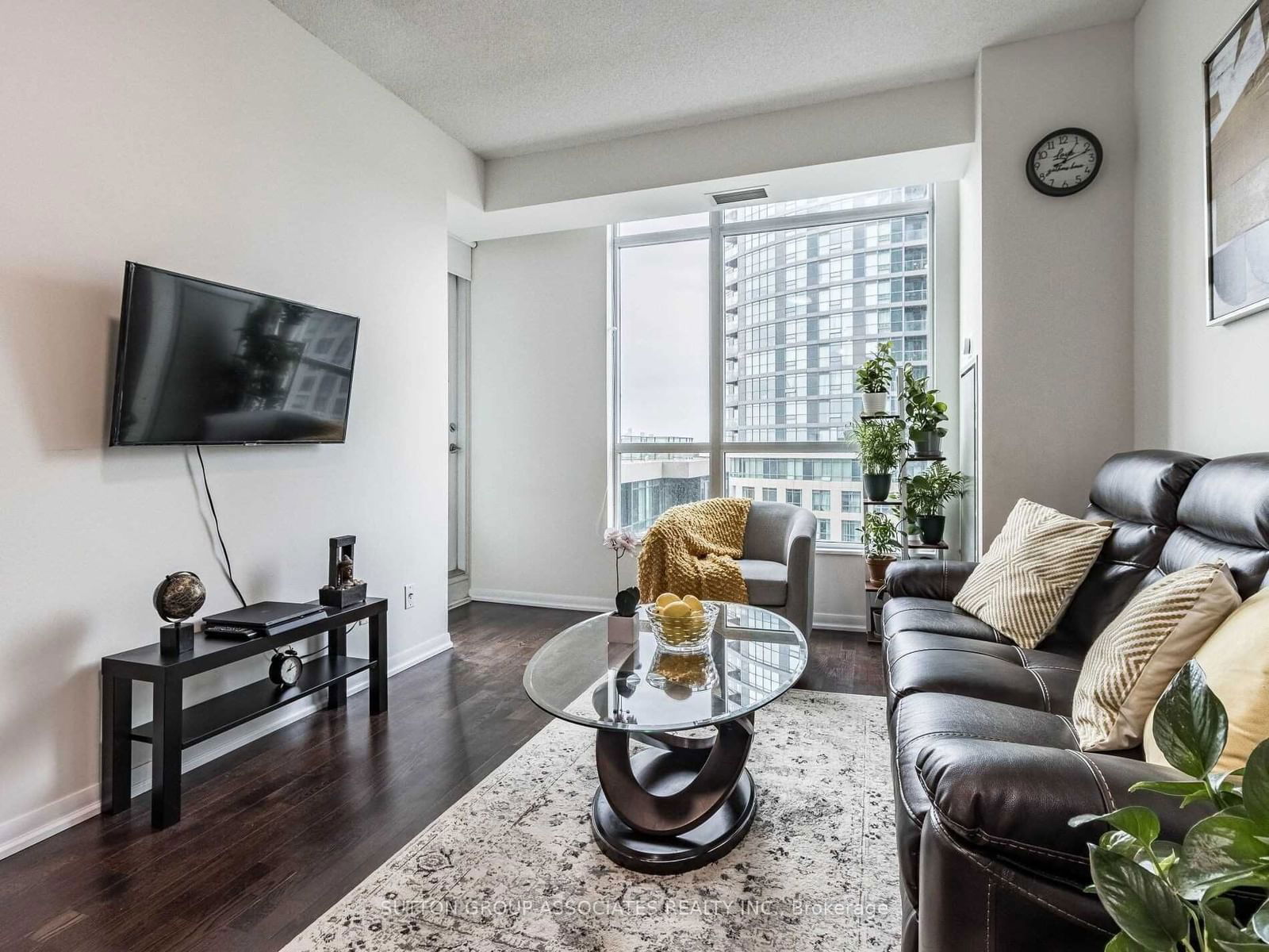 215 Fort York Blvd, unit 809 for rent