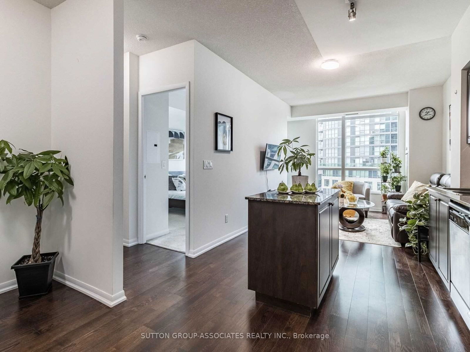 215 Fort York Blvd, unit 809 for rent