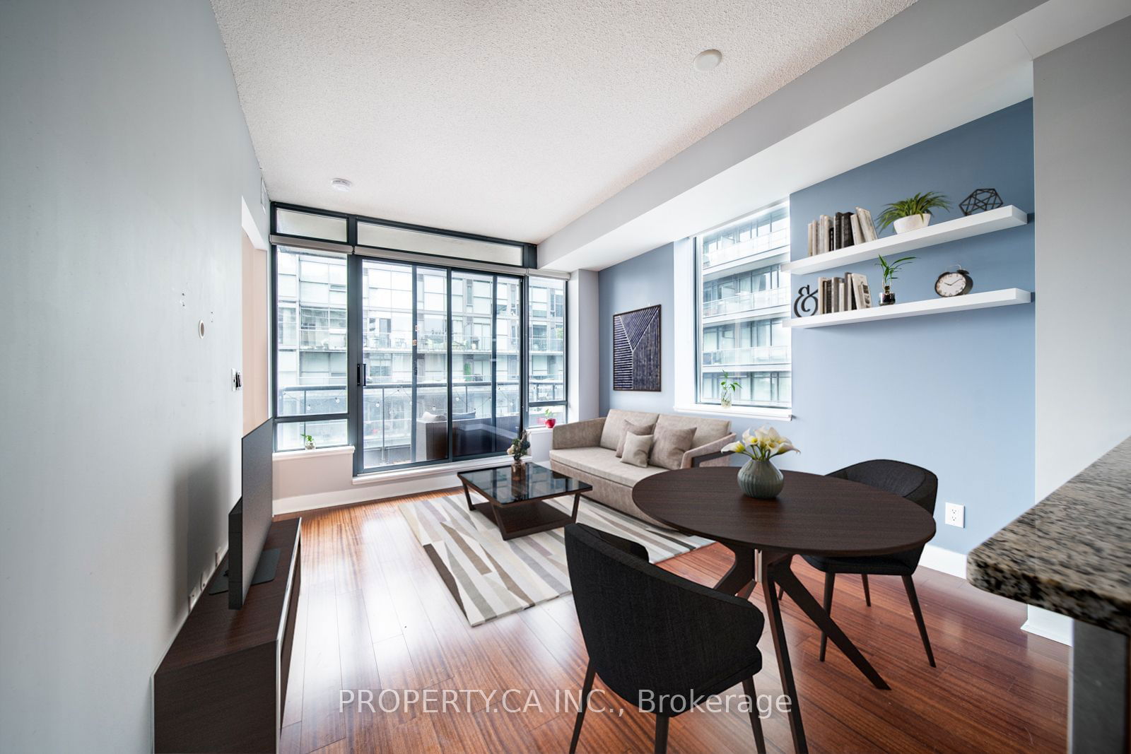 438 King St W, unit 1314 for sale