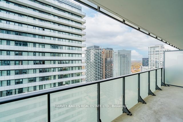 185 Roehampton Ave, unit 3201 for sale