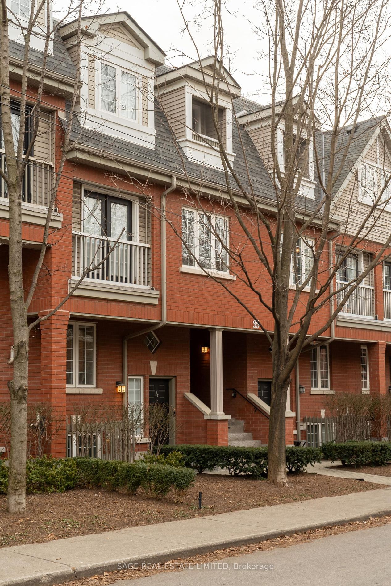 Town Villas at Massey Common, Downtown, Toronto