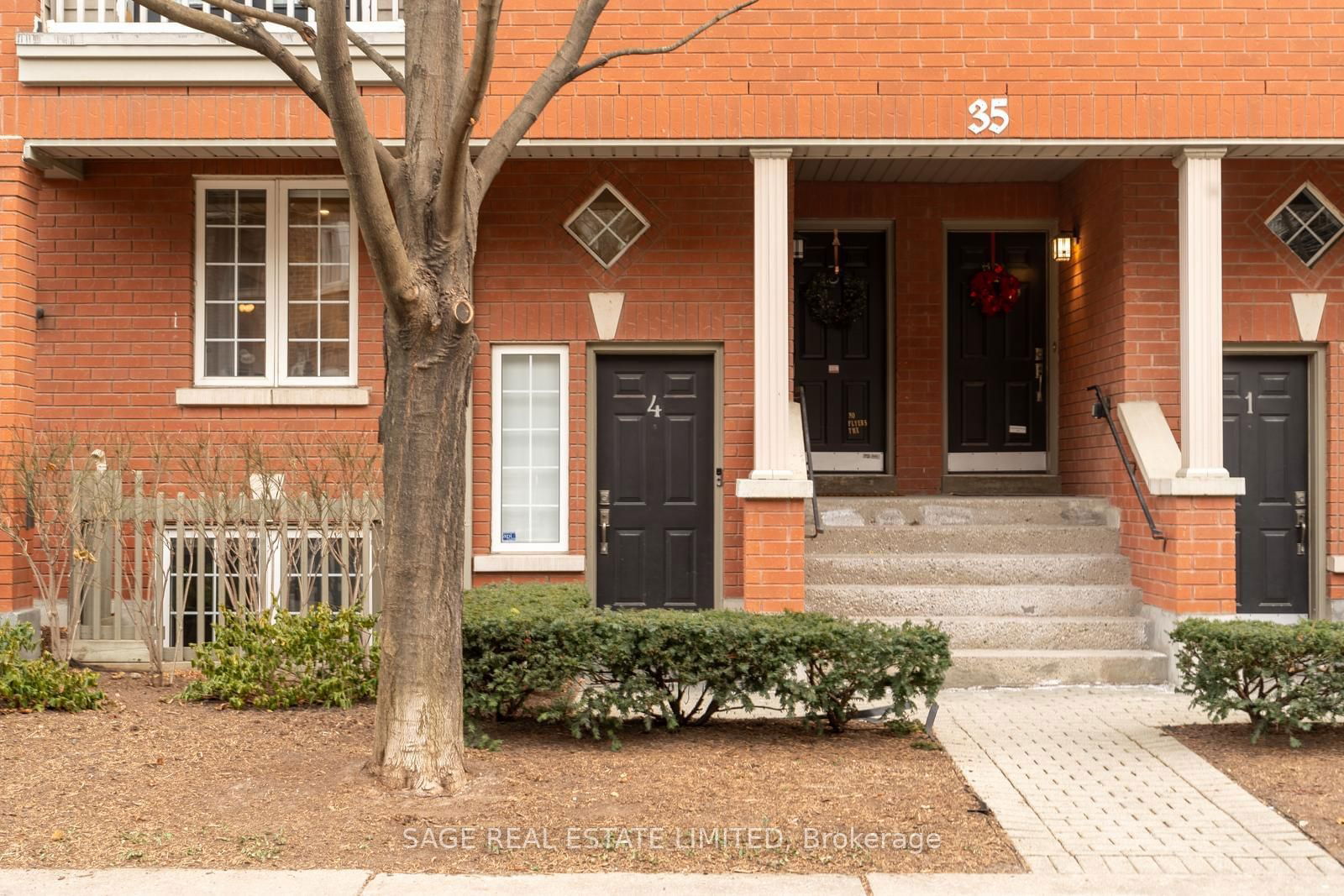 Town Villas at Massey Common, Downtown, Toronto