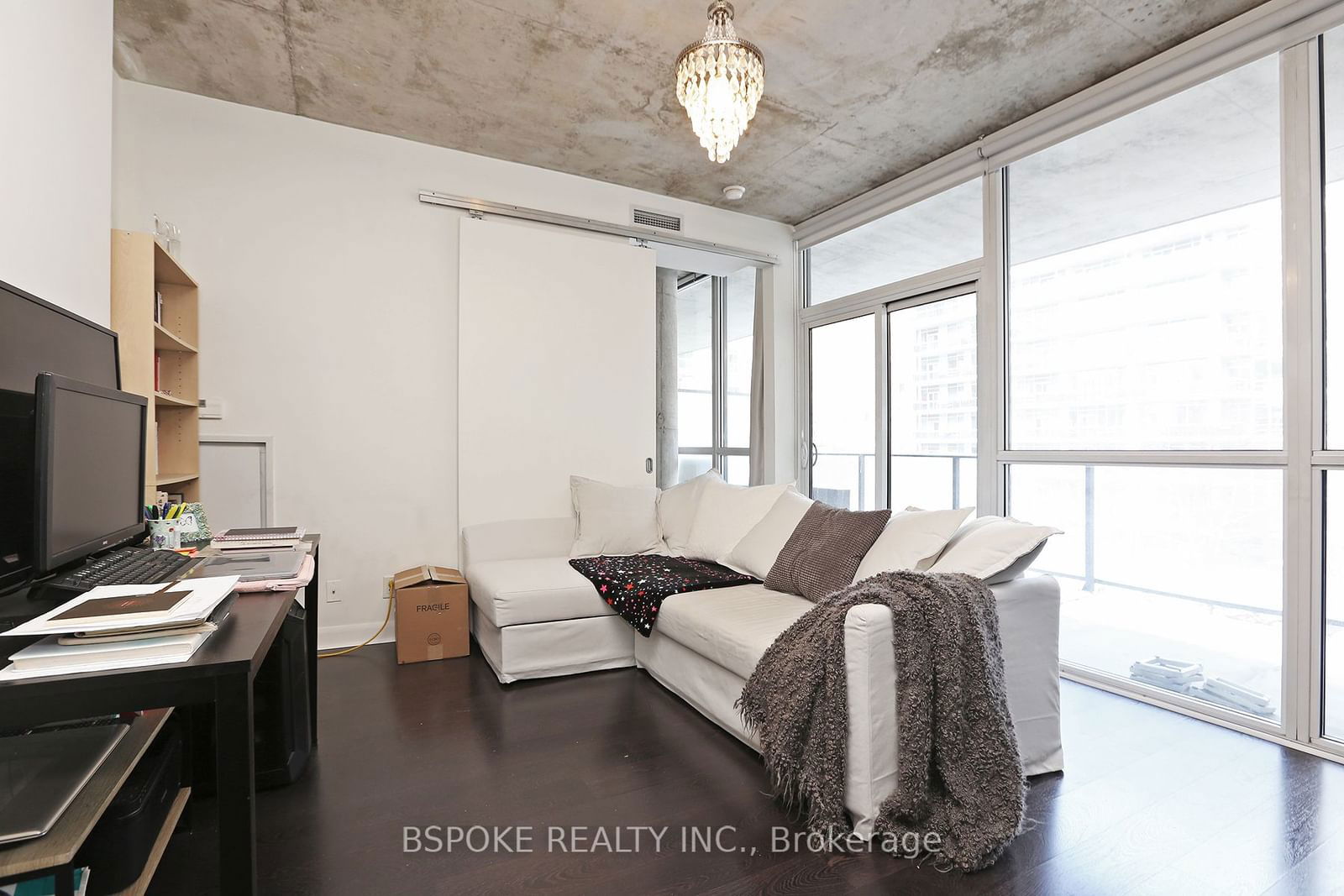 478 King St W, unit 319 for rent