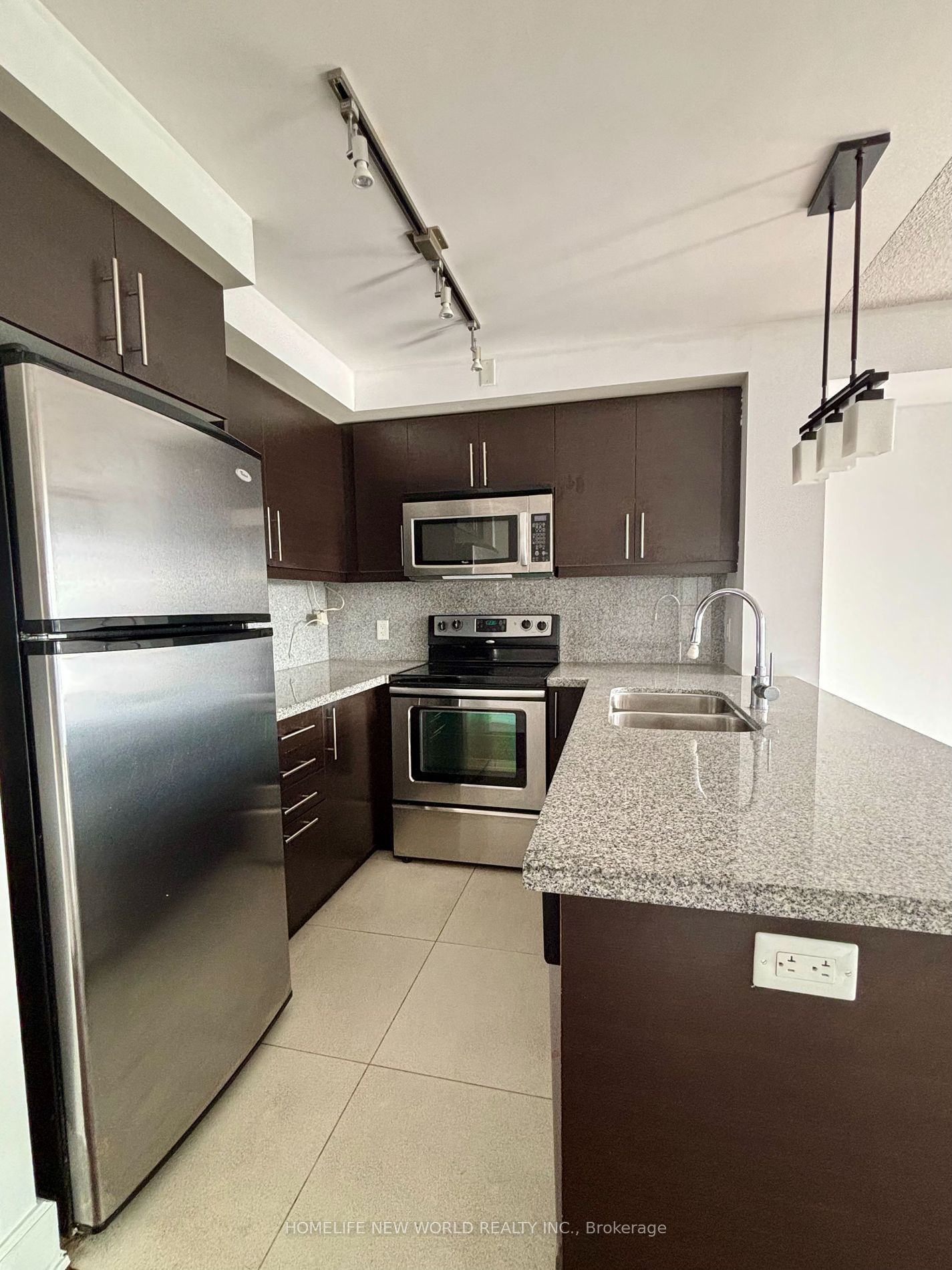 676 Sheppard Ave E, unit 406 for sale