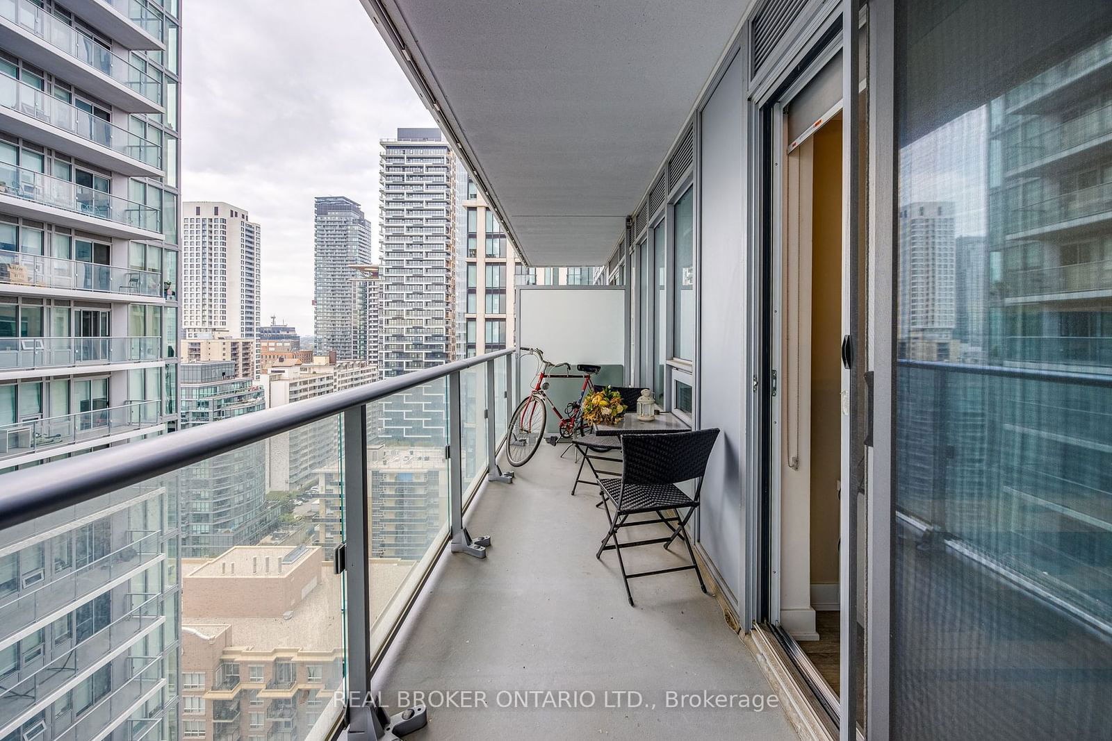 99 Broadway Ave, unit 2108 for sale