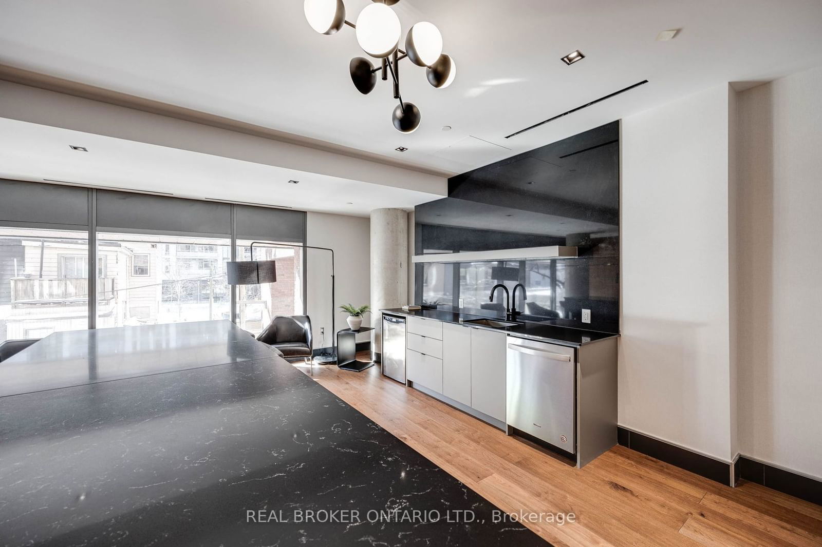 501 Adelaide St W, unit 307 for rent