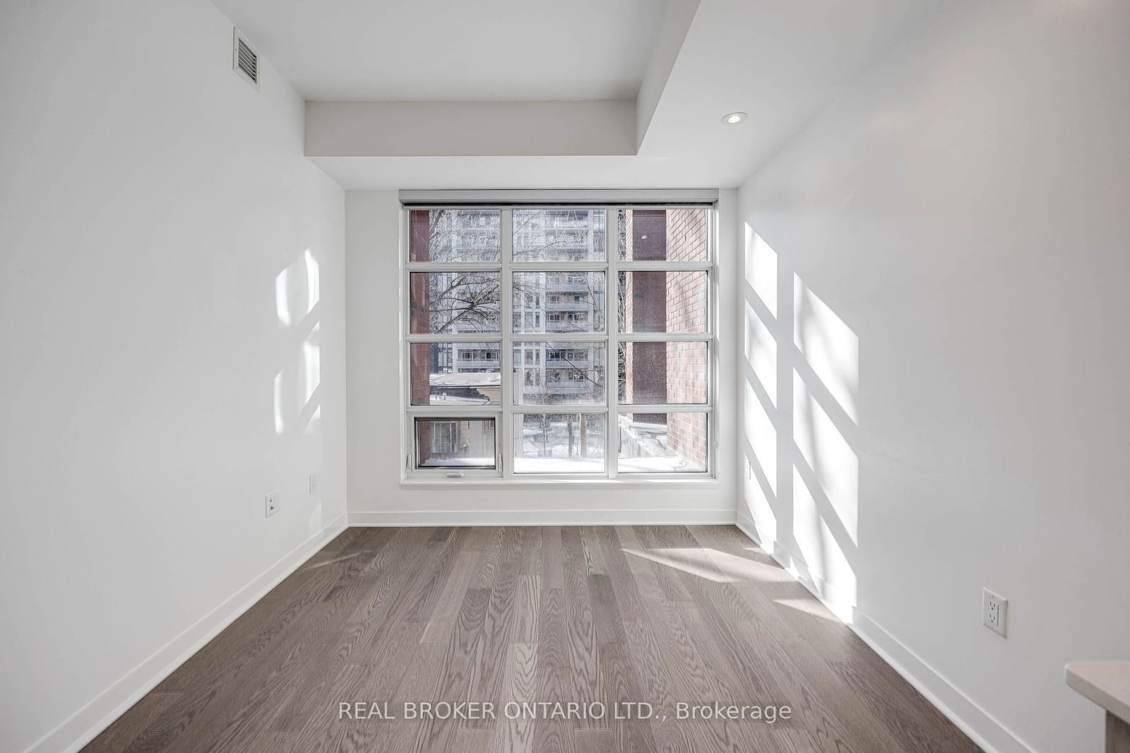 501 Adelaide St W, unit 307 for rent