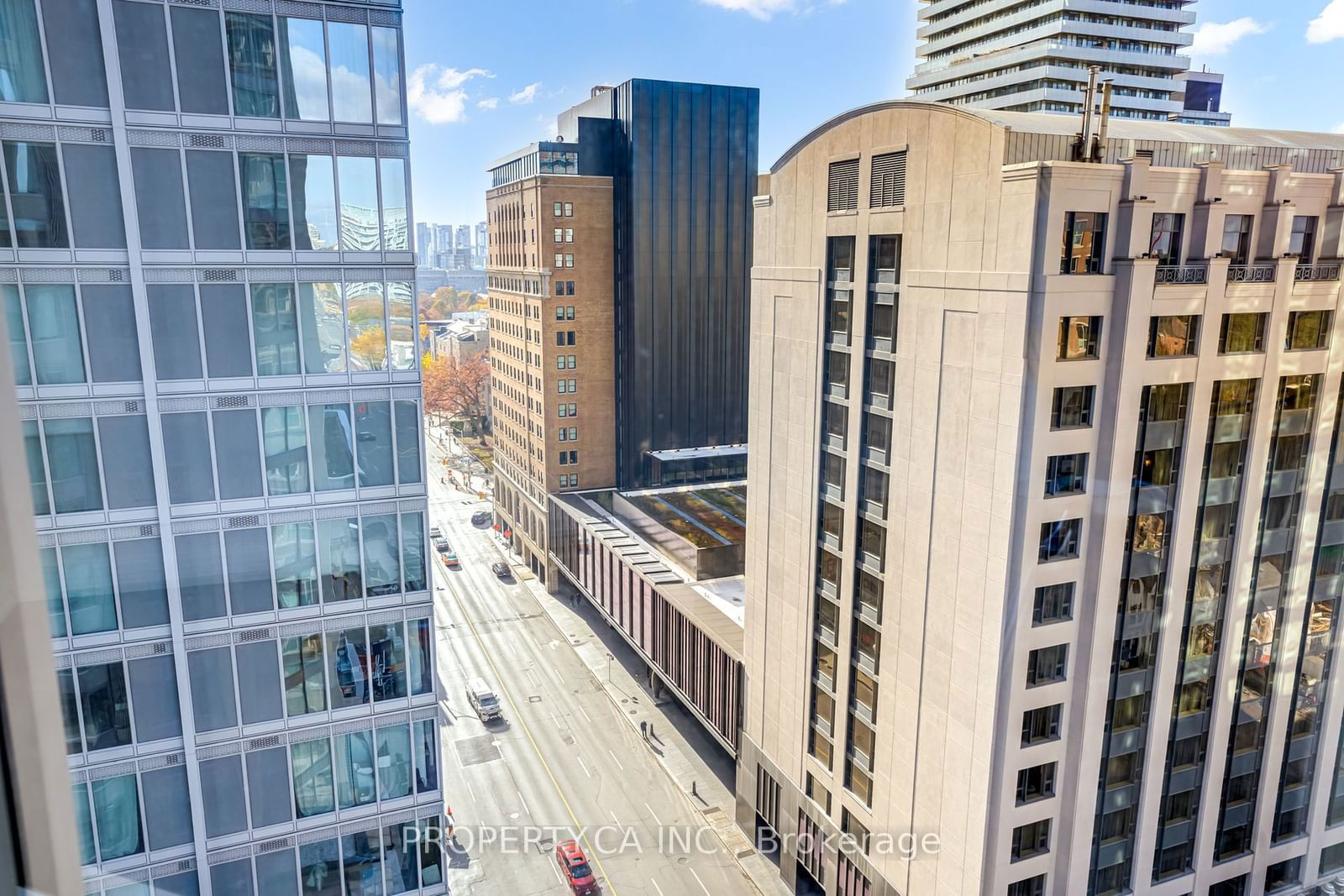 155 Yorkville Ave, unit 1514 for rent