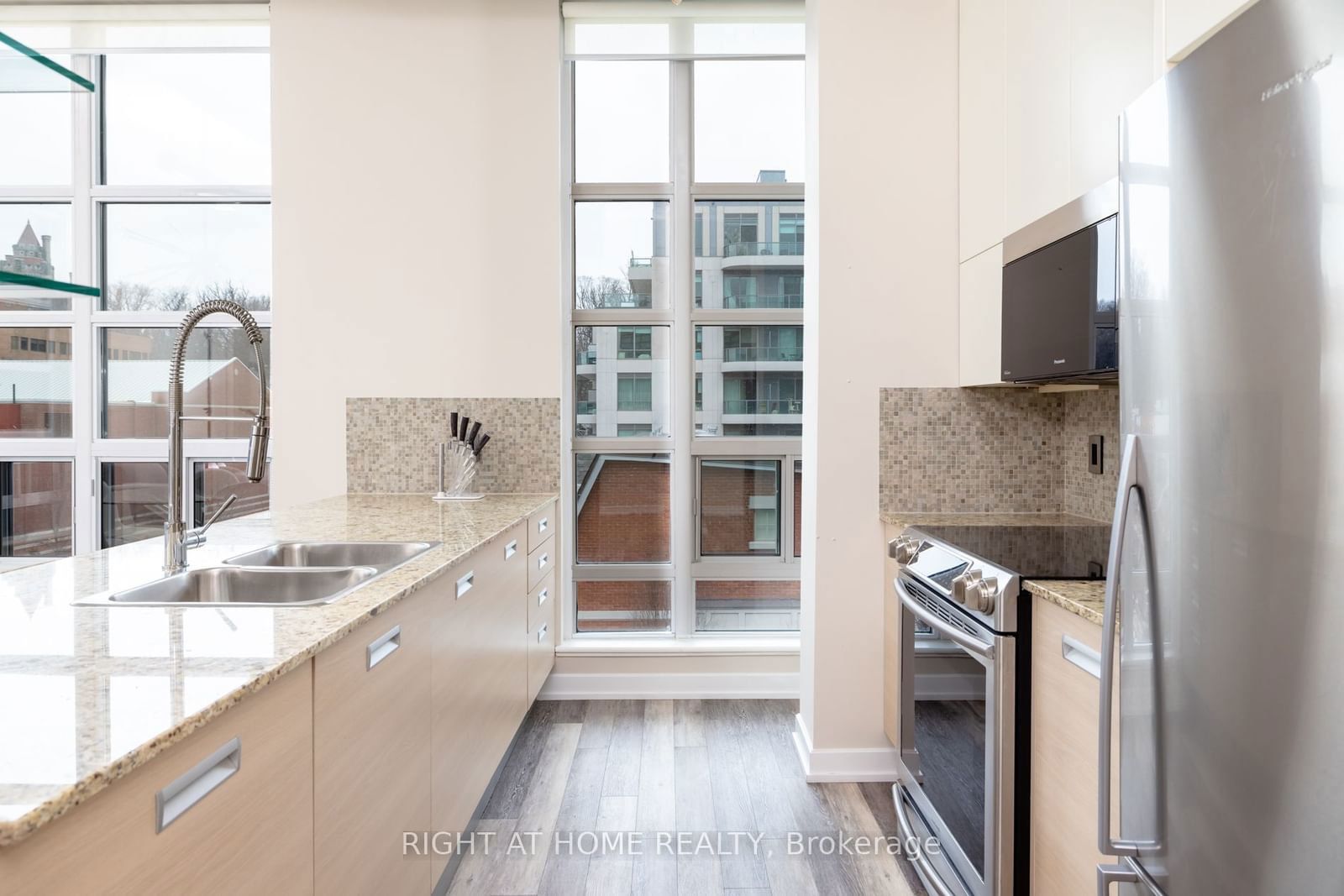 380 Macpherson Ave, unit 306 for sale