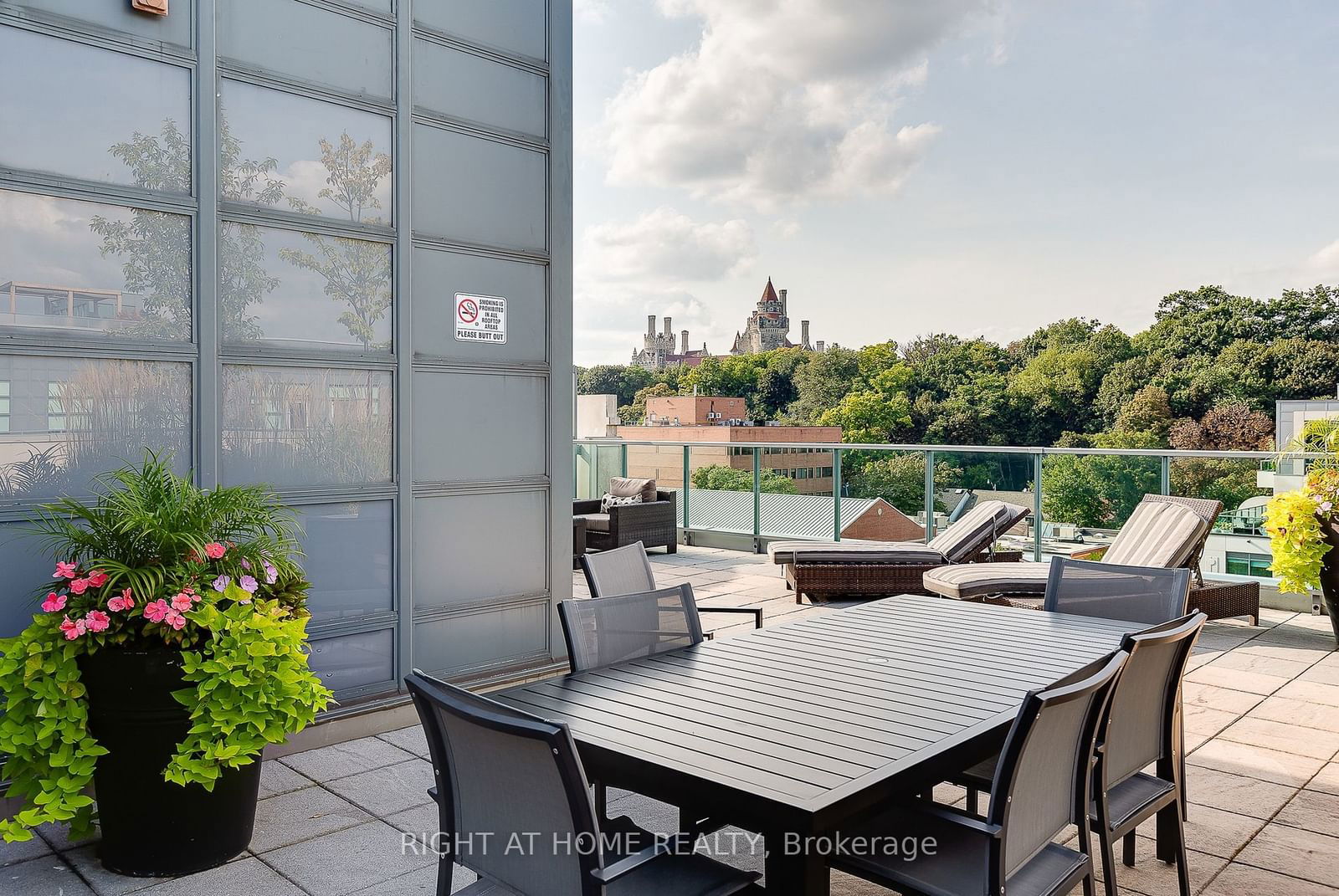 Madison Avenue Lofts, Midtown, Toronto