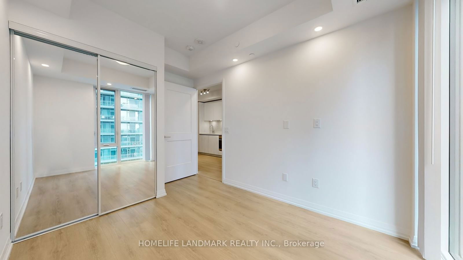 8 Widmer St, unit 2207 for rent