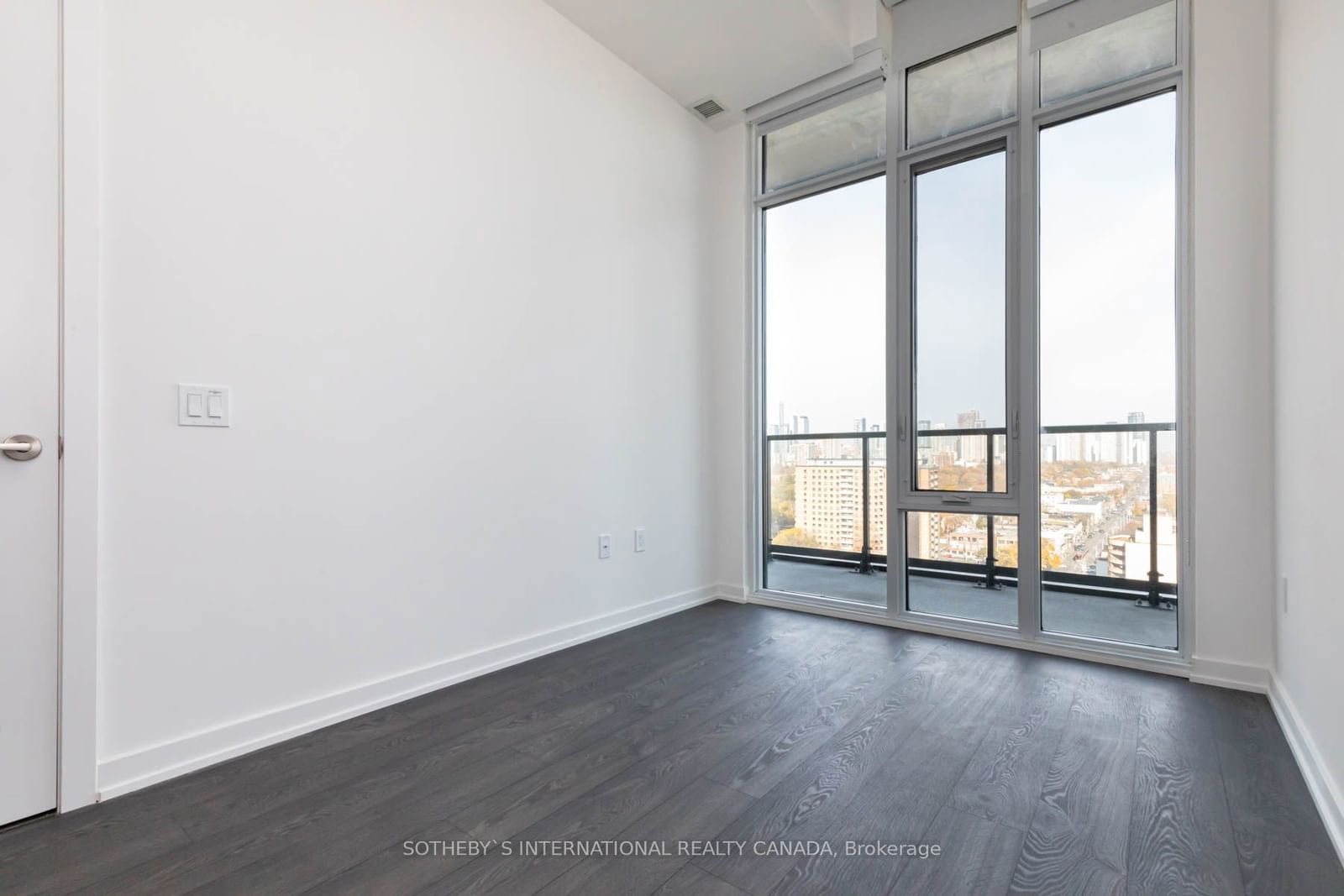 50 Power St, unit 1525 for rent