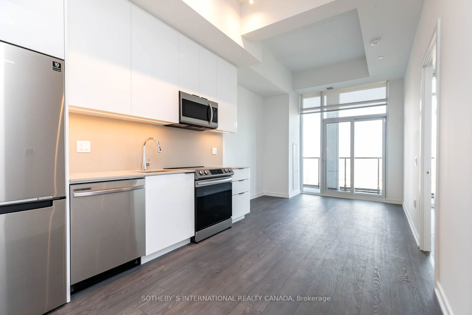 50 Power St, unit 1525 for rent