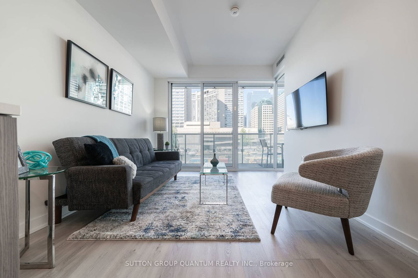 15 Queens Quay E, unit 217 for rent