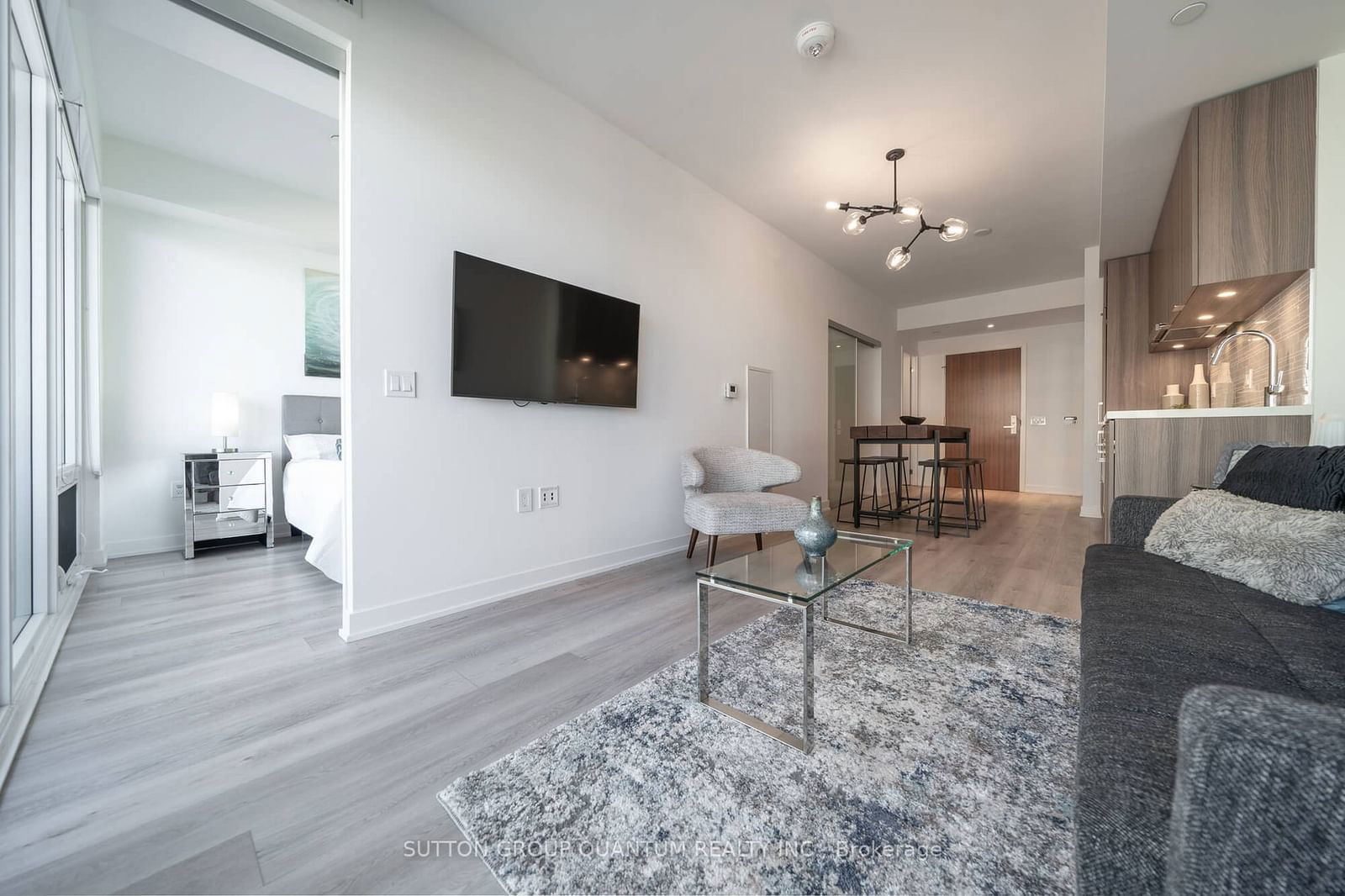 15 Queens Quay E, unit 217 for rent