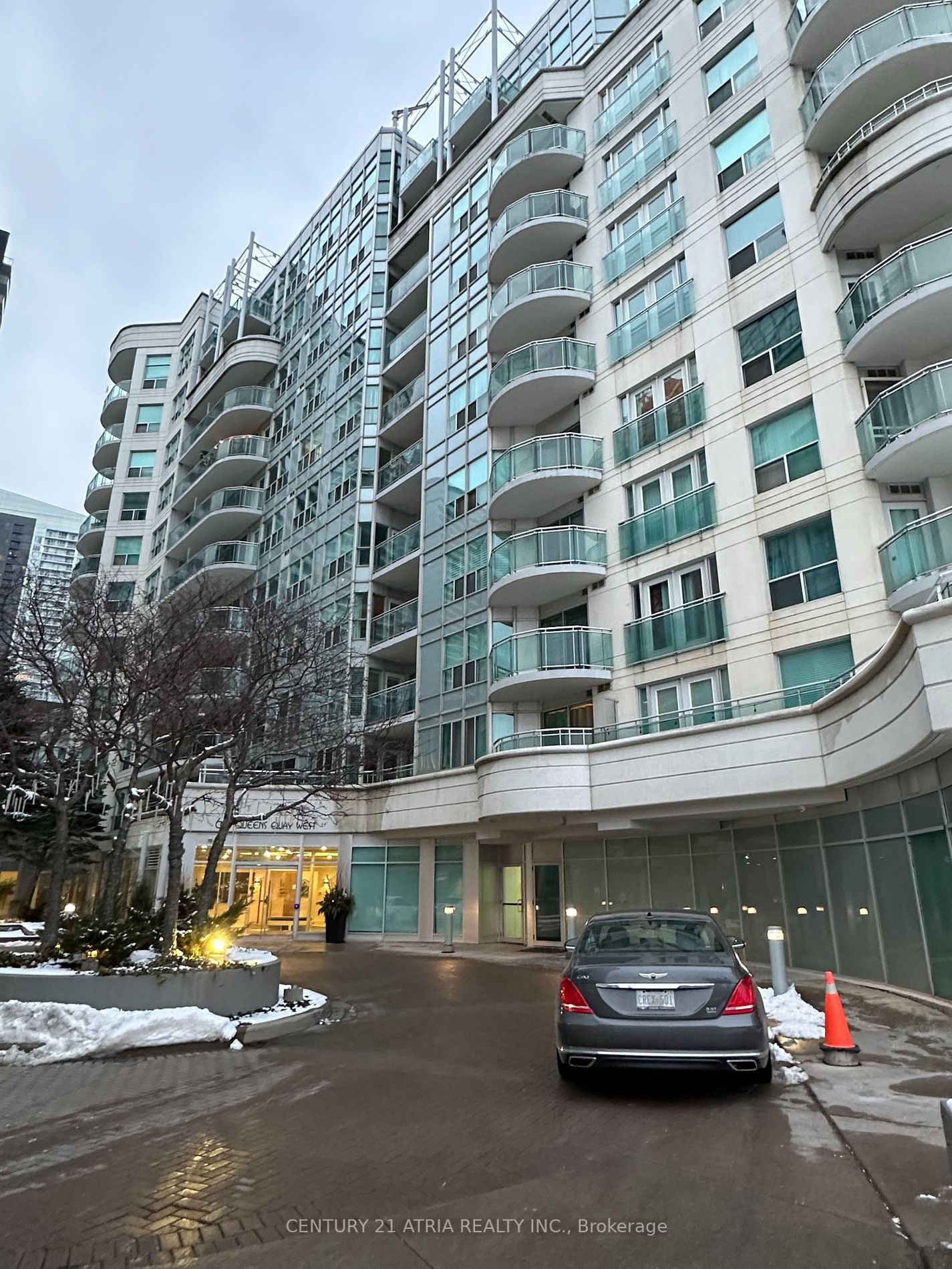 600 Queens Quay W, unit Sph02 for rent