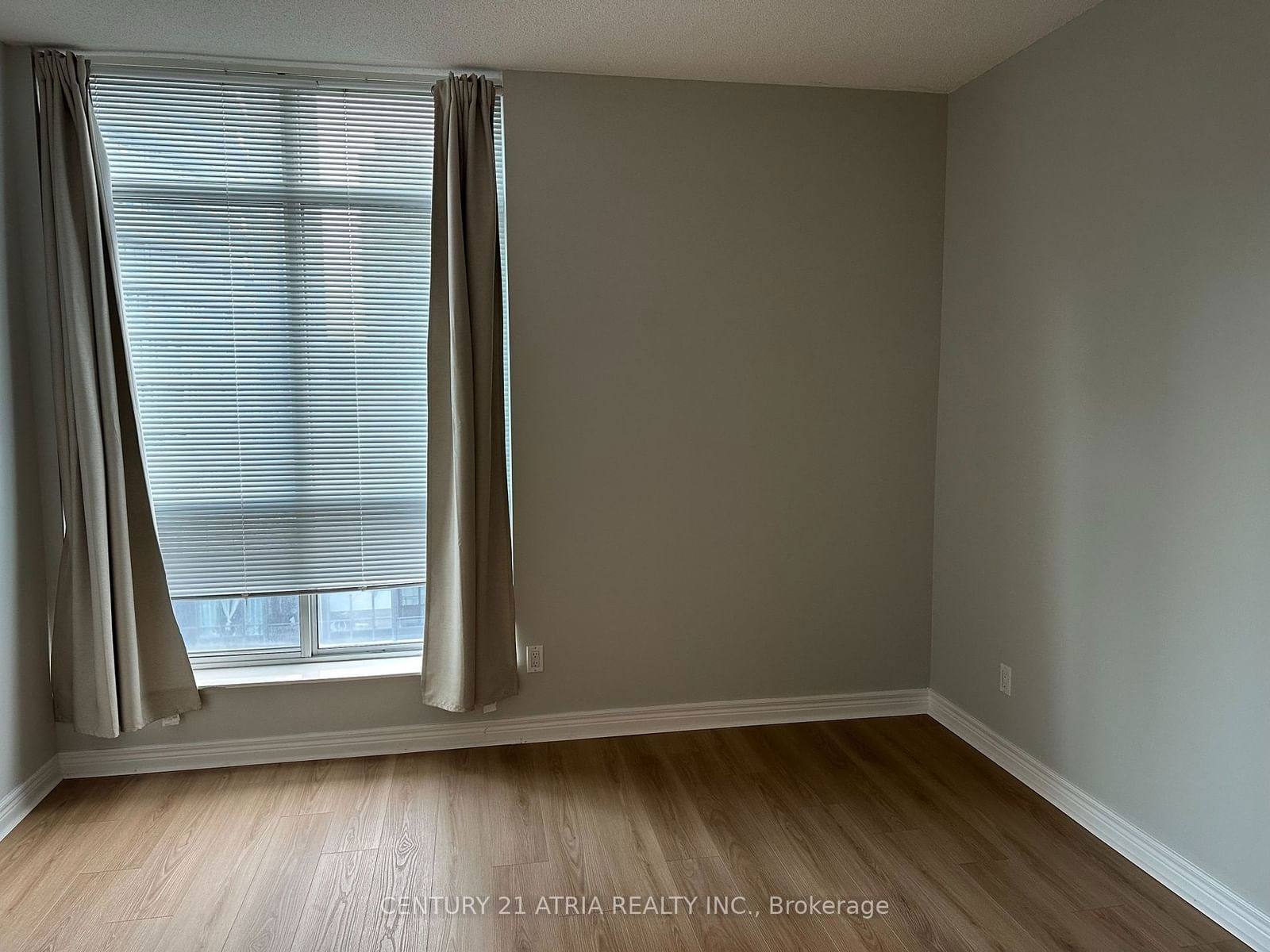 600 Queens Quay W, unit Sph02 for rent