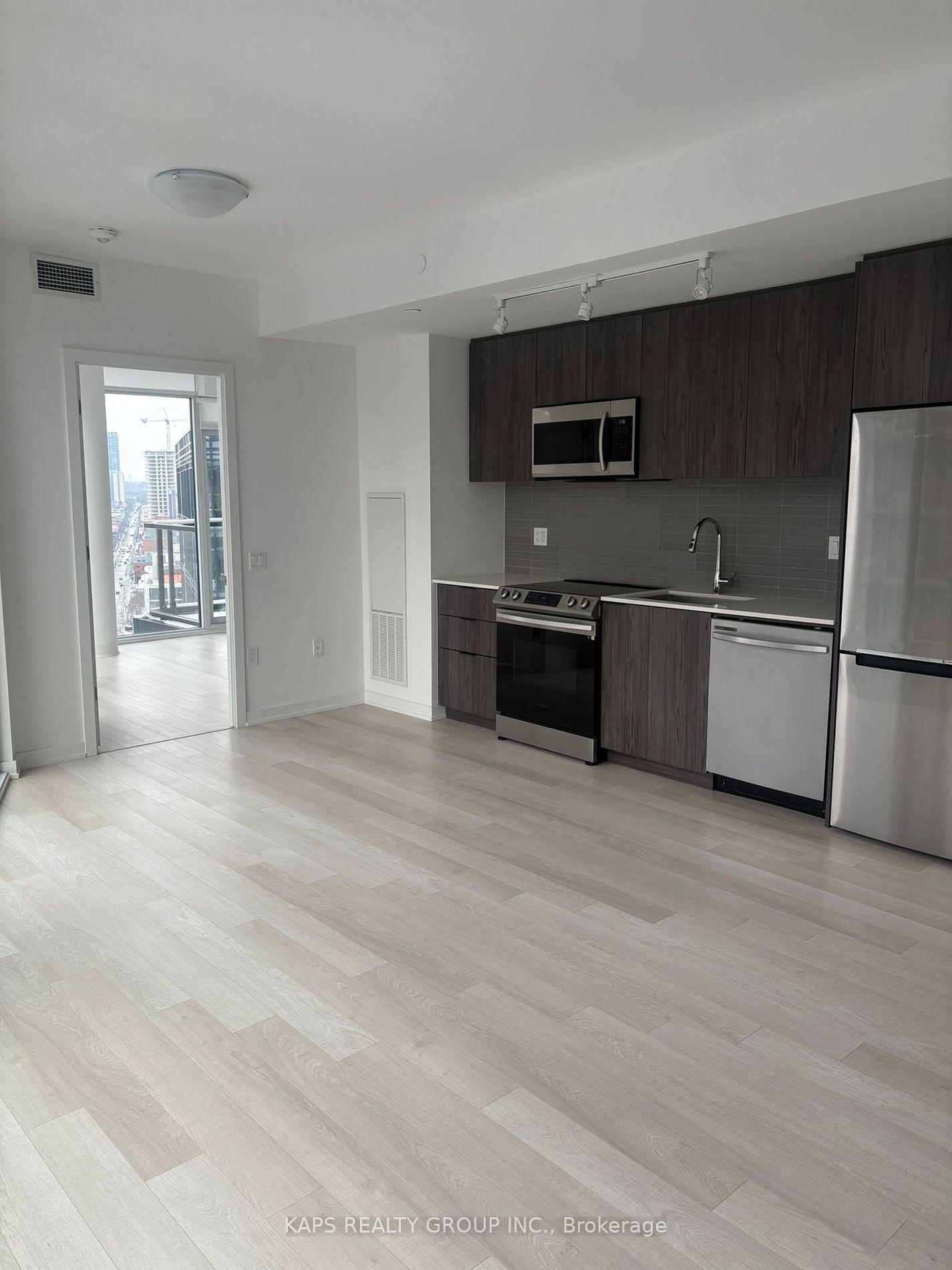 48 Power St, unit 1908 for rent