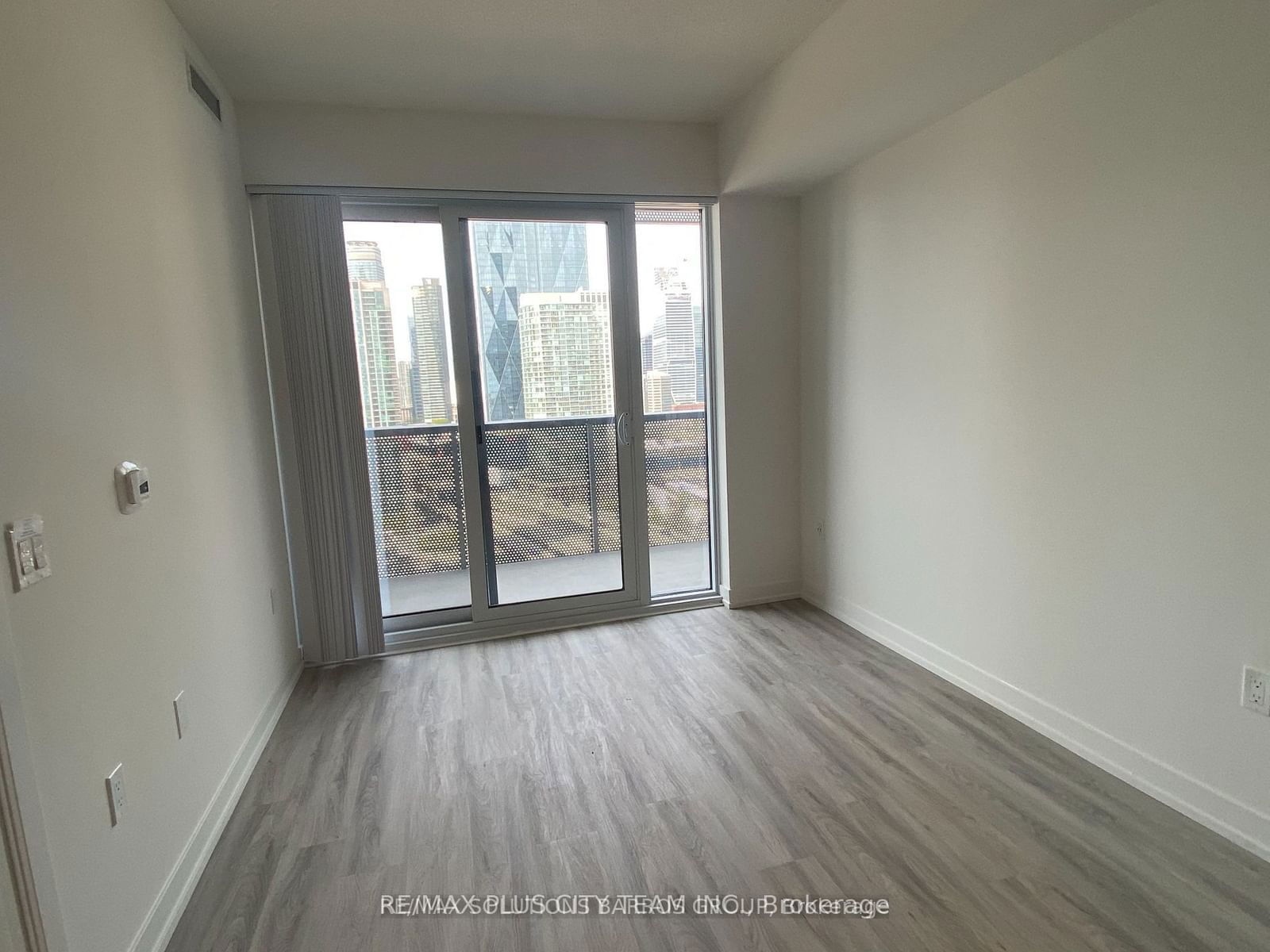 55 Cooper St, unit 2312 for rent