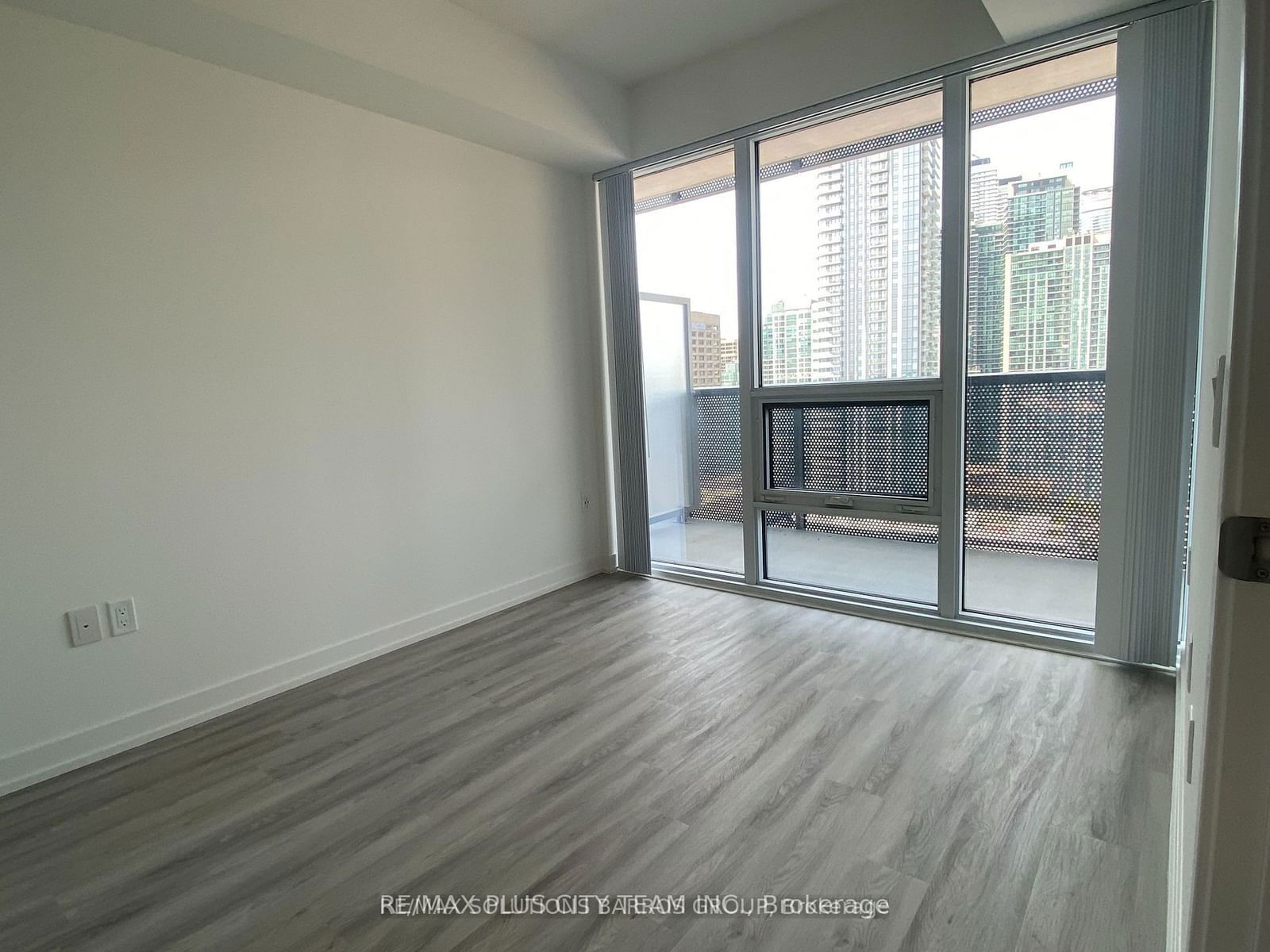 55 Cooper St, unit 2312 for rent