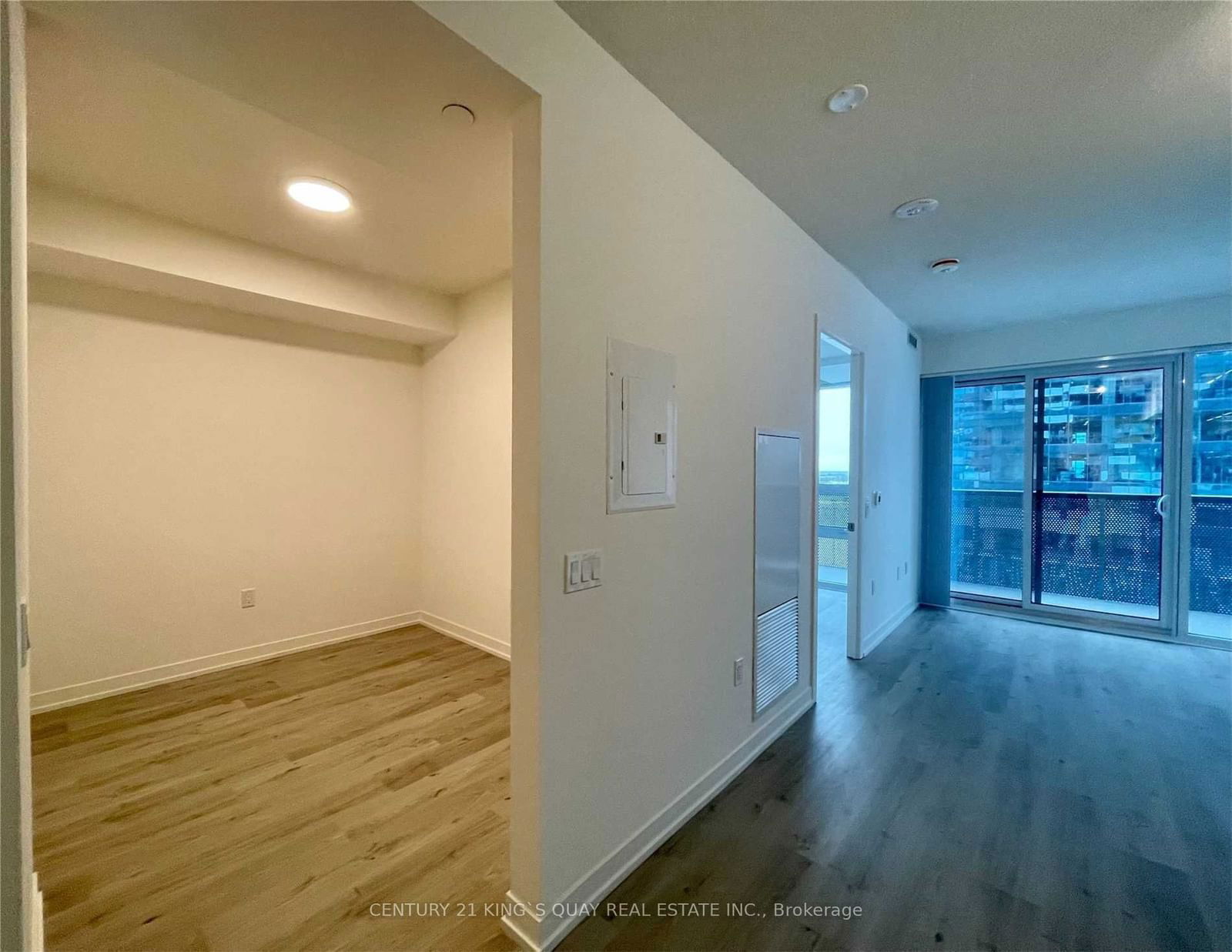 138 Downes St, unit 1609 for rent