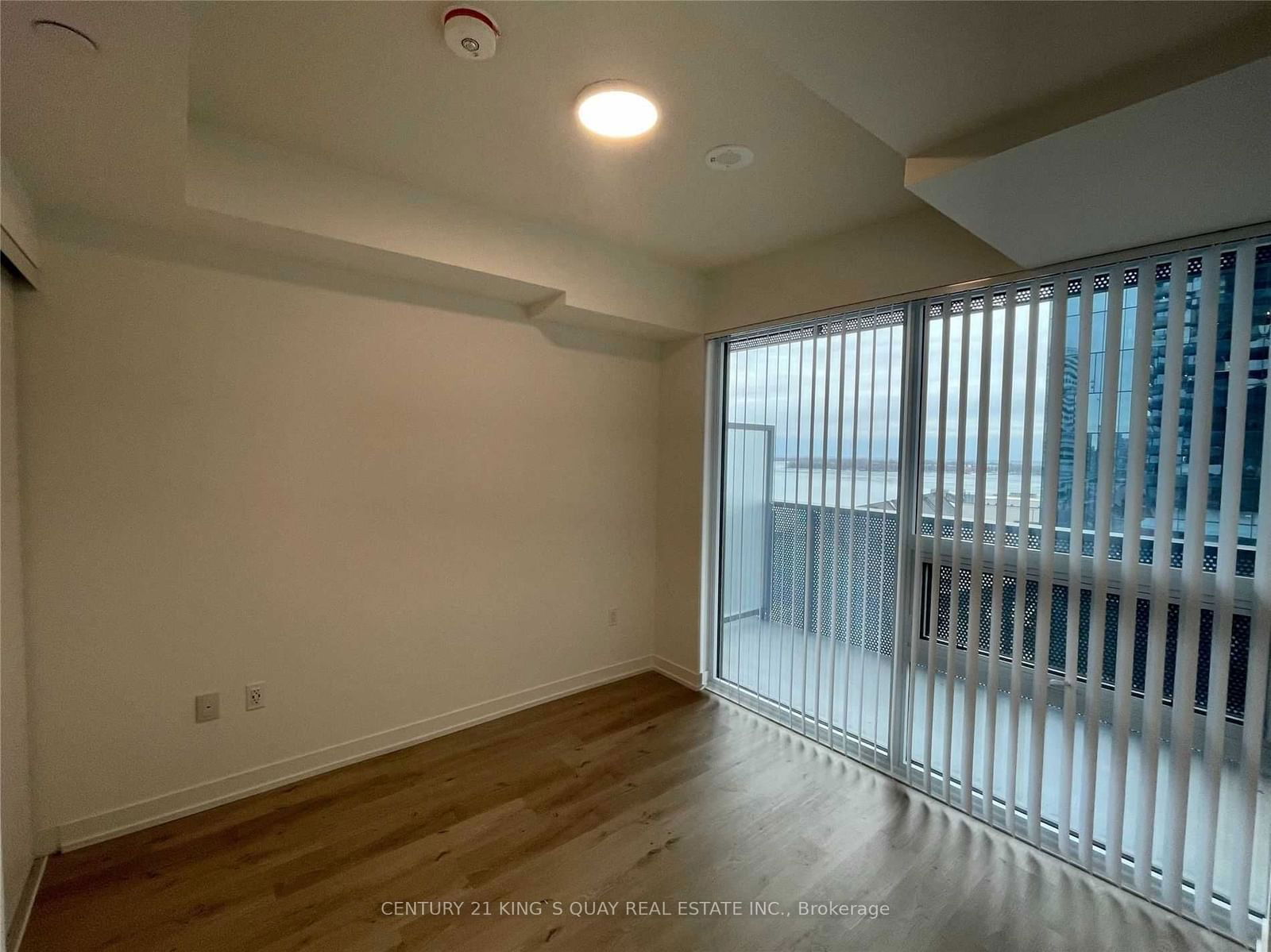 138 Downes St, unit 1609 for rent