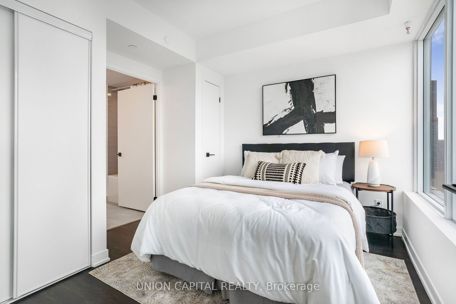 319 Jarvis St, unit 4908 for sale