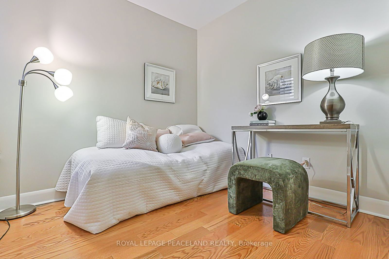 415 Jarvis St, unit 366 for sale