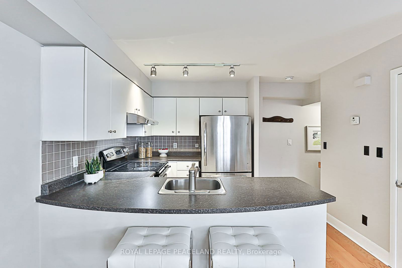 415 Jarvis St, unit 366 for sale