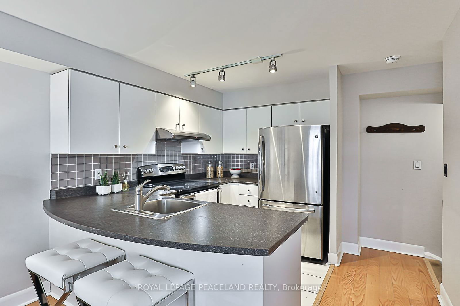 415 Jarvis St, unit 366 for sale