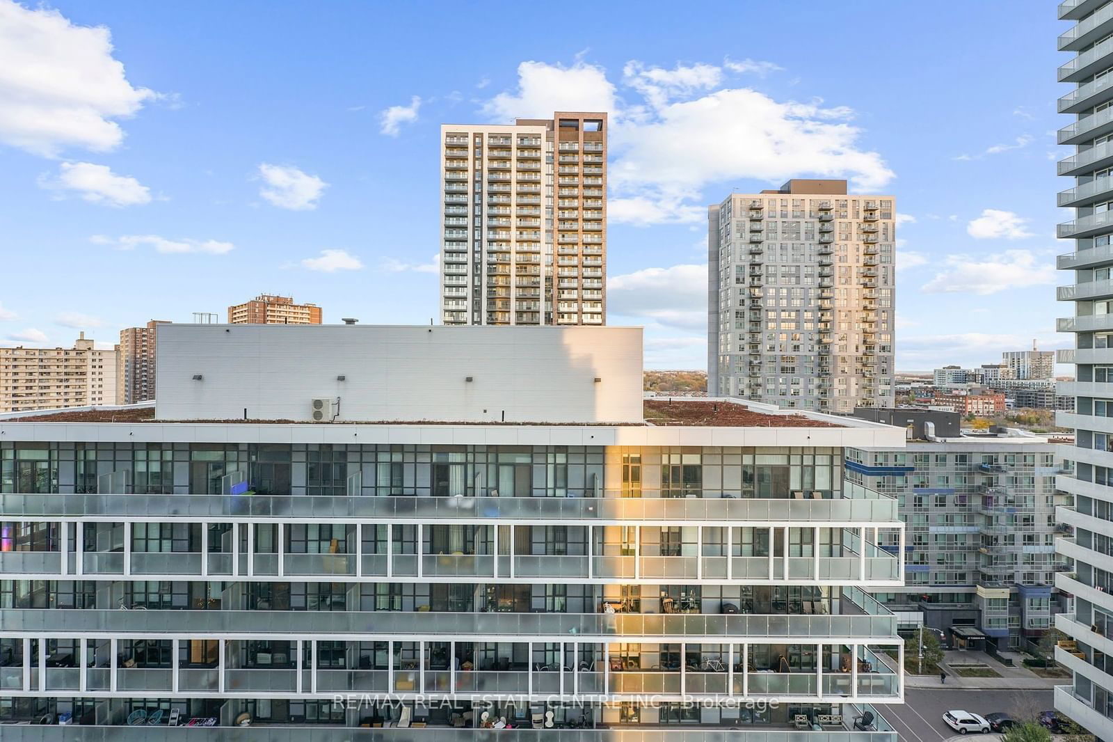 DuEast Condos, Downtown, Toronto