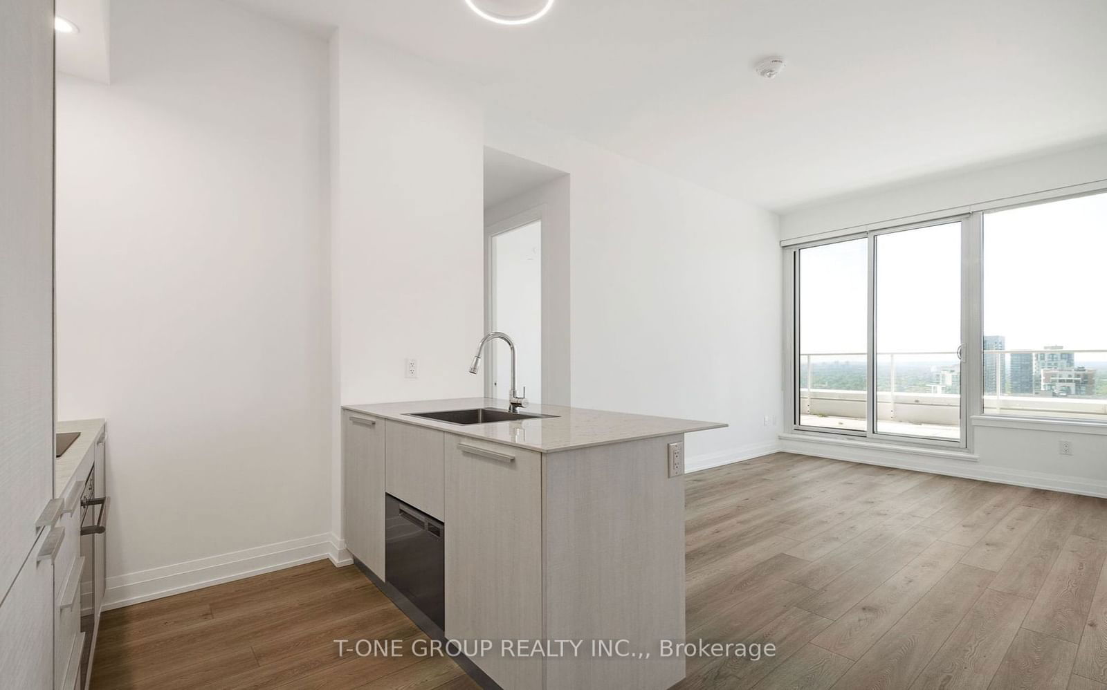 75 Canterbury Pl, unit Ph107 for rent