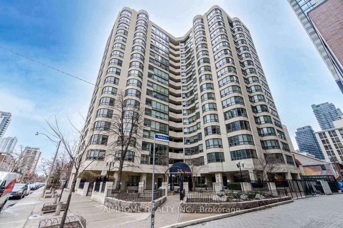 25 Maitland St, unit 812 for rent