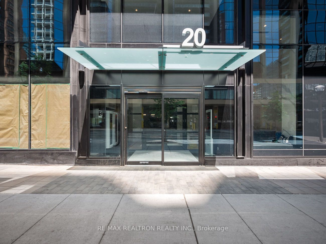 20 Edward St, unit 1510 for sale